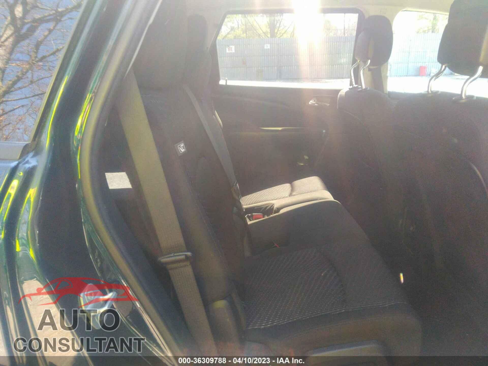 DODGE JOURNEY 2015 - 3C4PDCAB2FT688759
