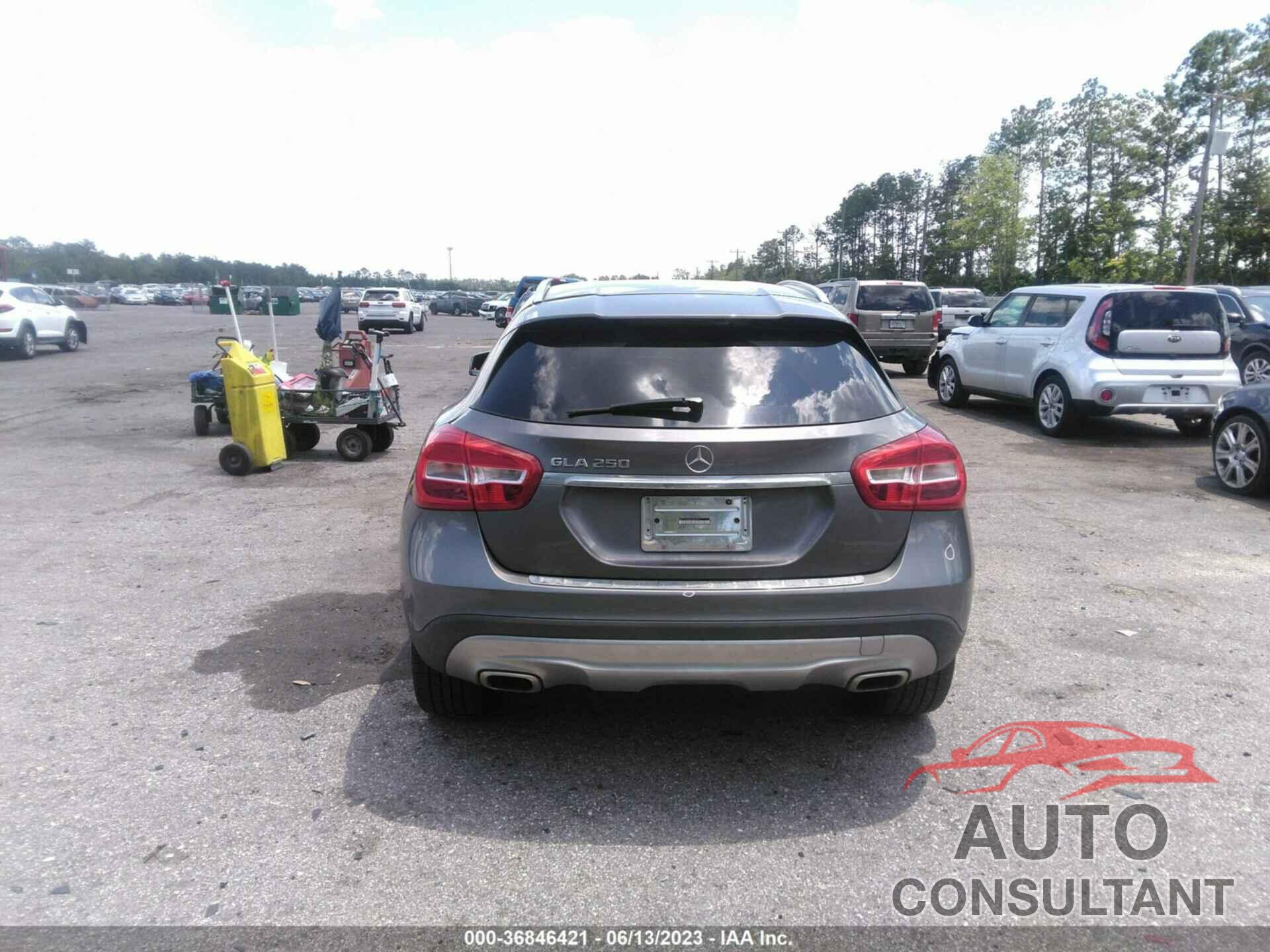 MERCEDES-BENZ GLA 250 2017 - WDCTG4EB4HJ320755