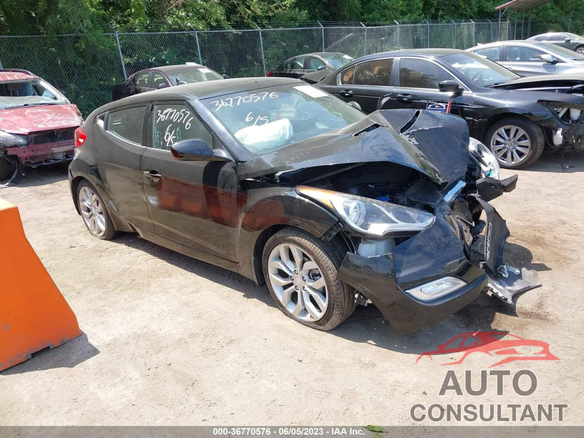 HYUNDAI VELOSTER 2013 - KMHTC6AD5DU164900