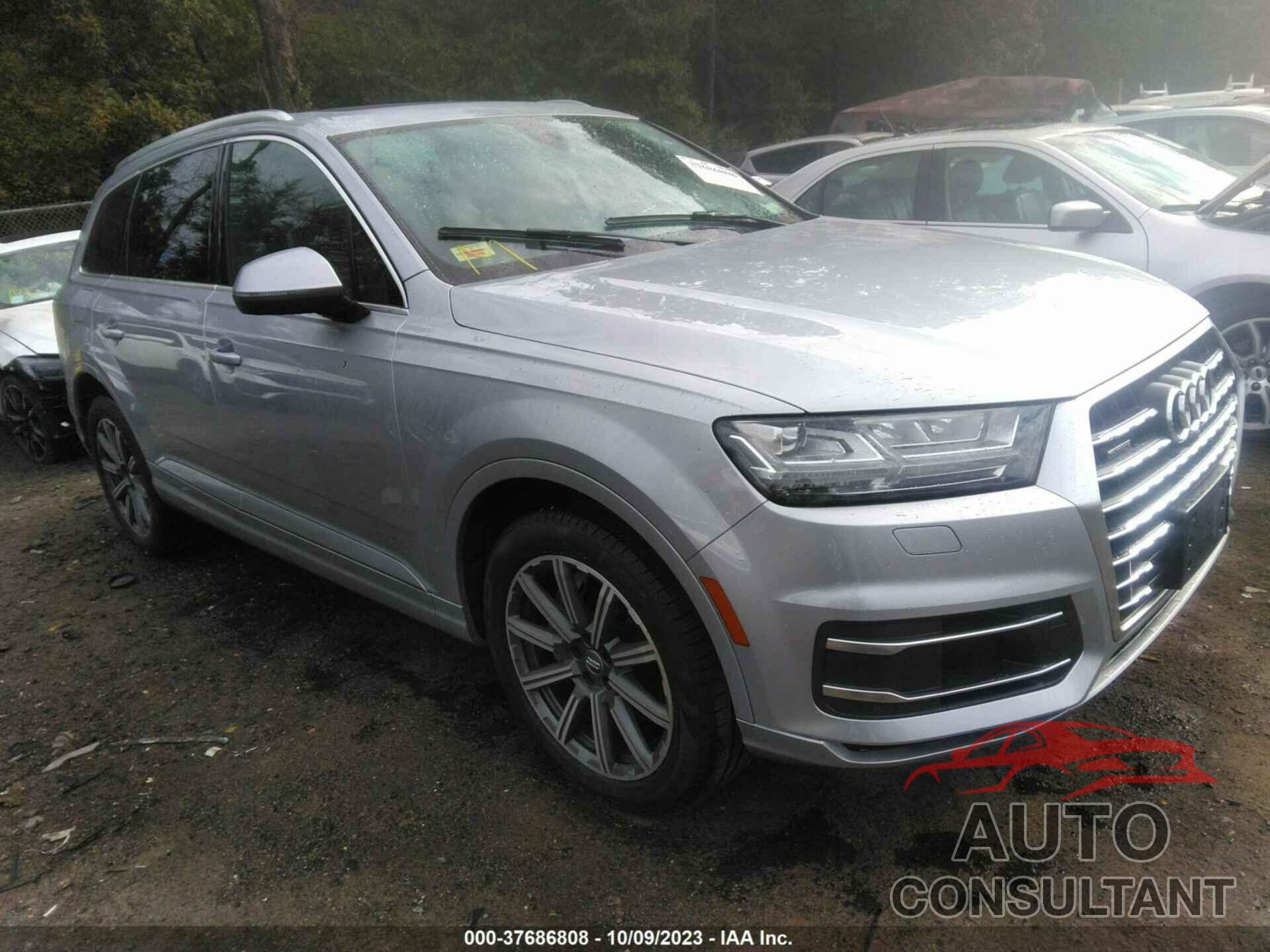 AUDI Q7 2019 - WA1LHAF74KD037476