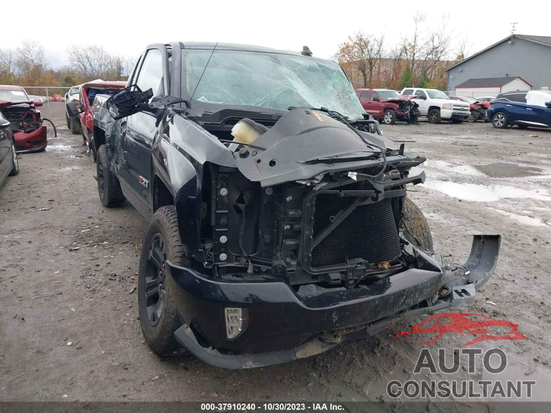 CHEVROLET SILVERADO 1500 2018 - 1GCVKREC9JZ117404