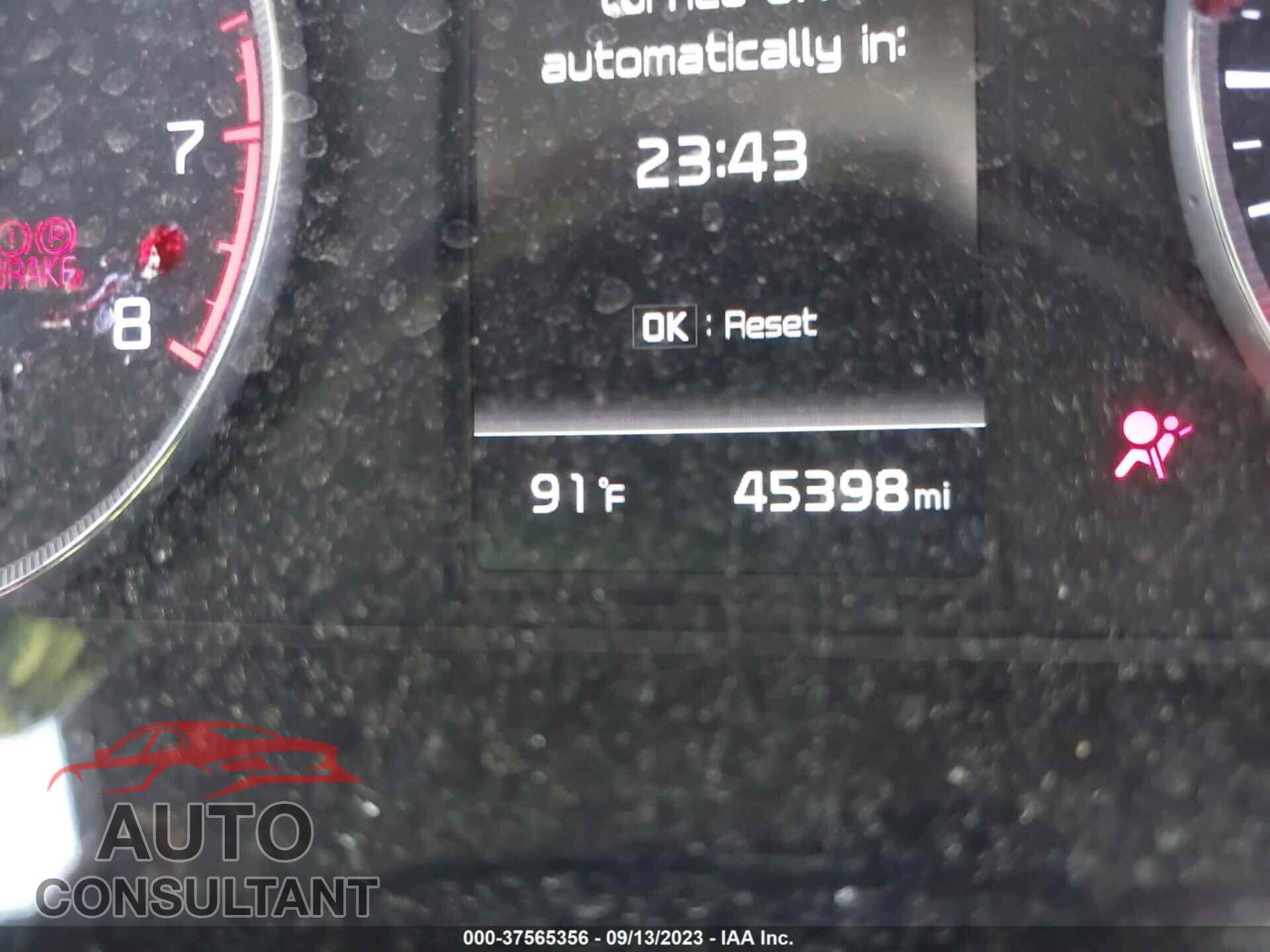 KIA K5 2022 - 5XXG14J29NG088409