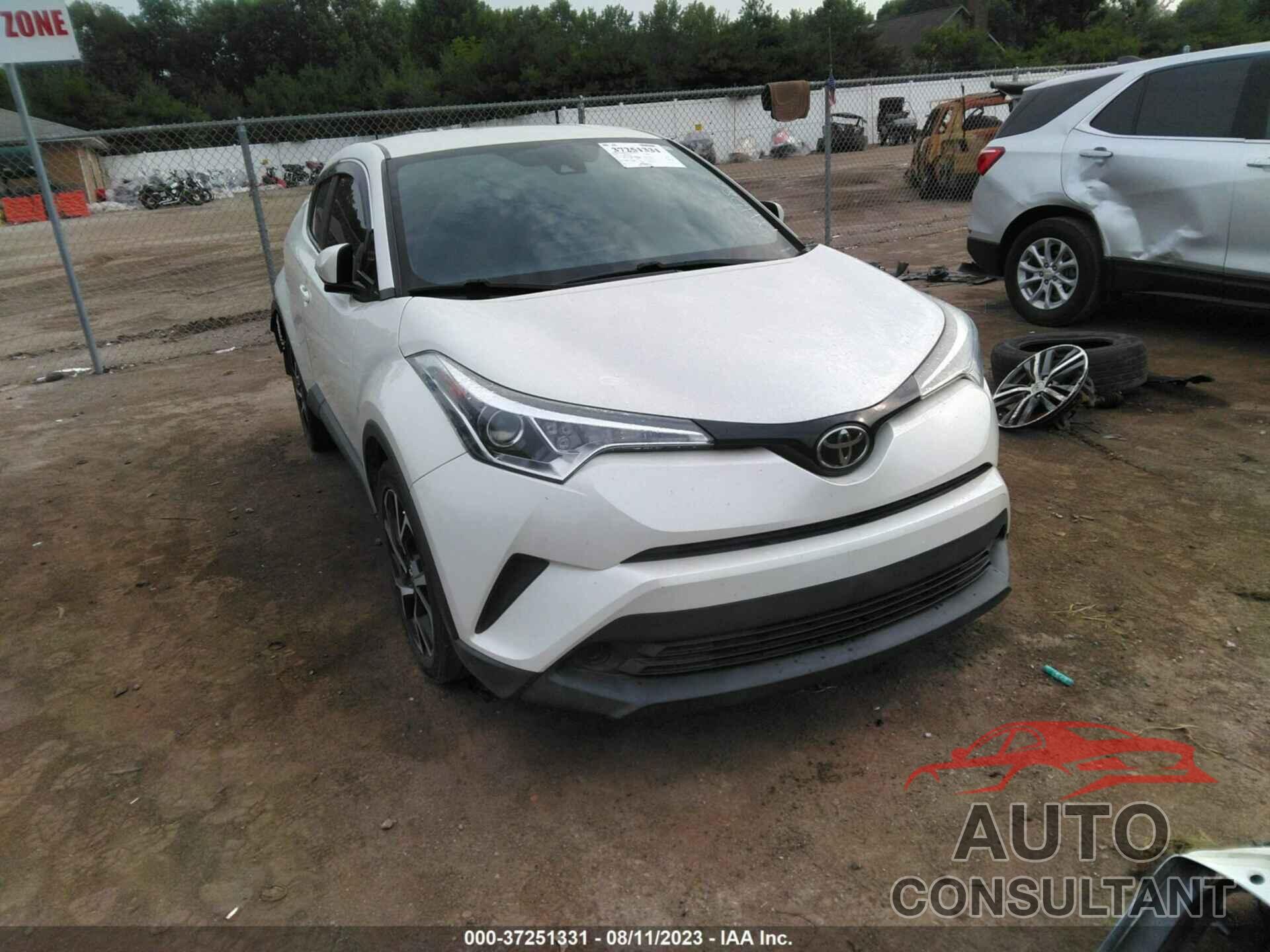 TOYOTA C-HR 2018 - NMTKHMBX0JR045181