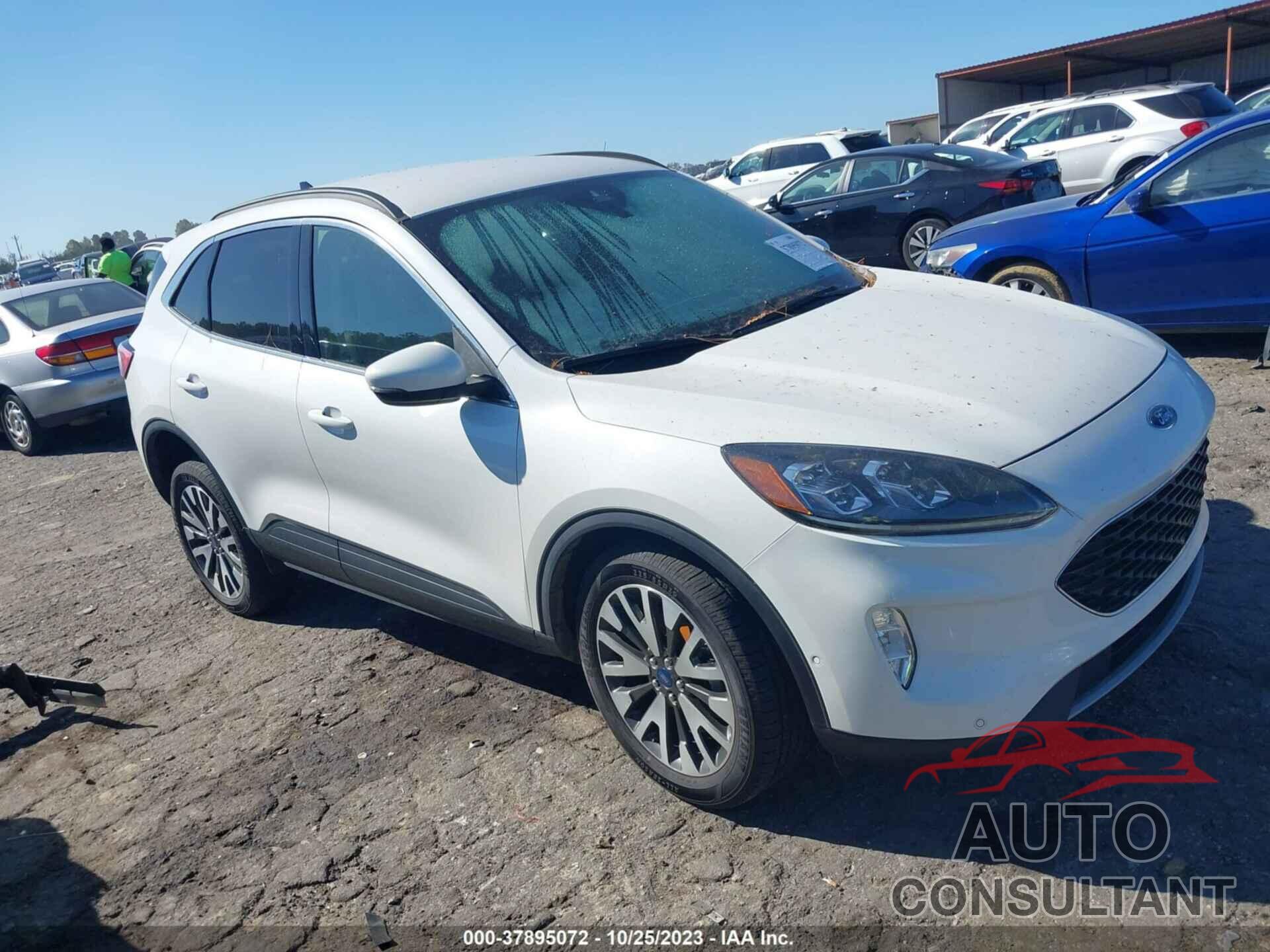 FORD ESCAPE 2020 - 1FMCU9J94LUA67020