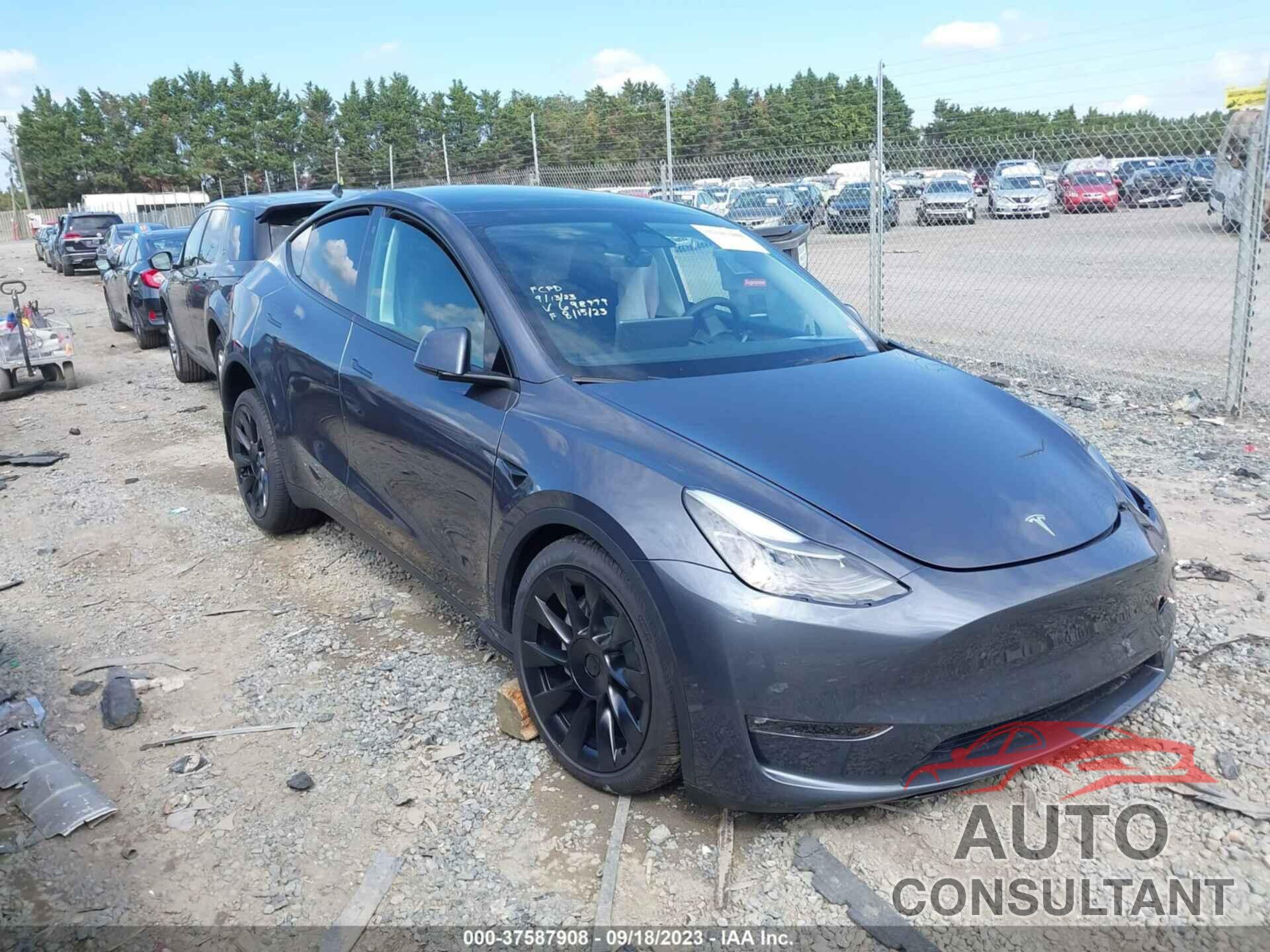 TESLA MODEL Y 2023 - 7SAYGDEEXPF698979