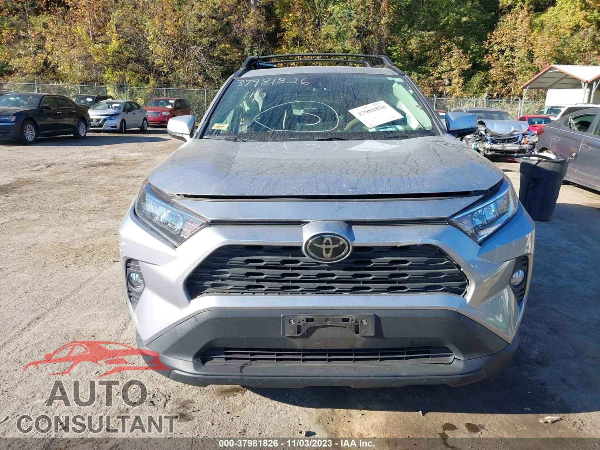TOYOTA RAV4 2019 - JTMP1RFV5KD021165