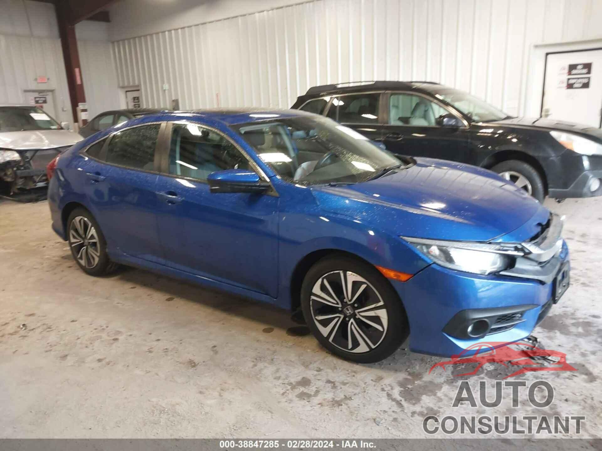 HONDA CIVIC 2018 - 2HGFC1F77JH644055