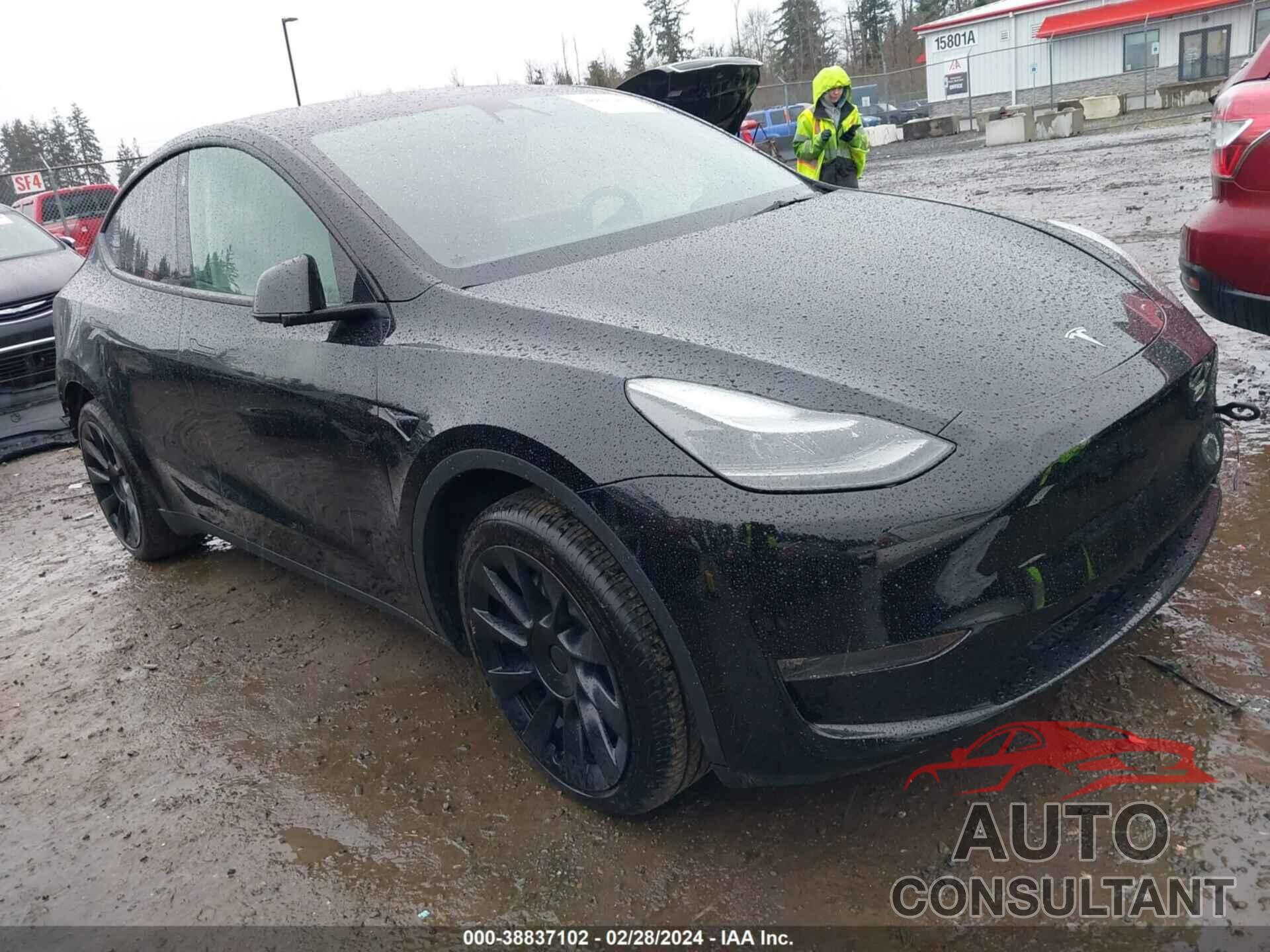TESLA MODEL Y 2023 - 7SAYGDEE8PF689052