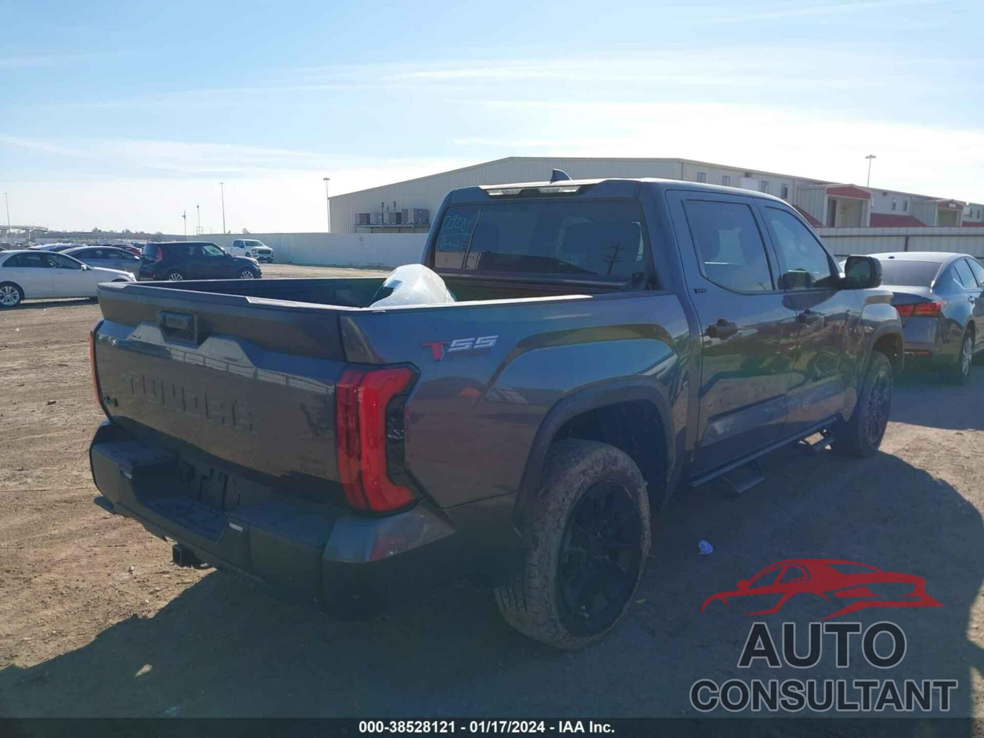 TOYOTA TUNDRA 2023 - 5TFLA5DB3PX106656