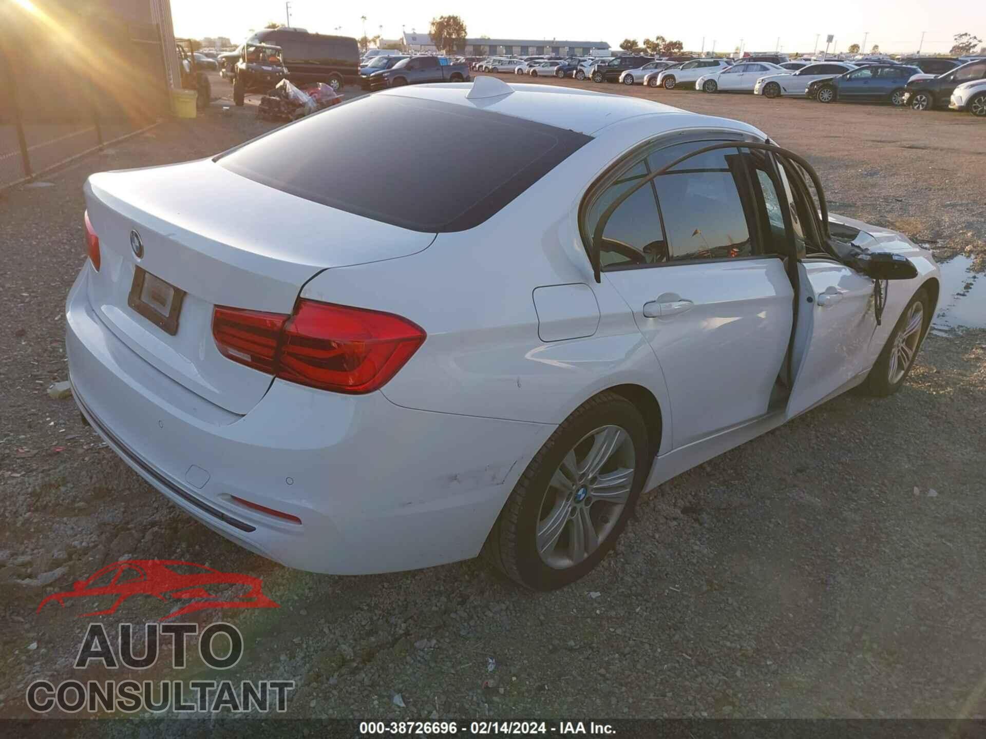 BMW 328I 2016 - WBA8E9G55GNU28537