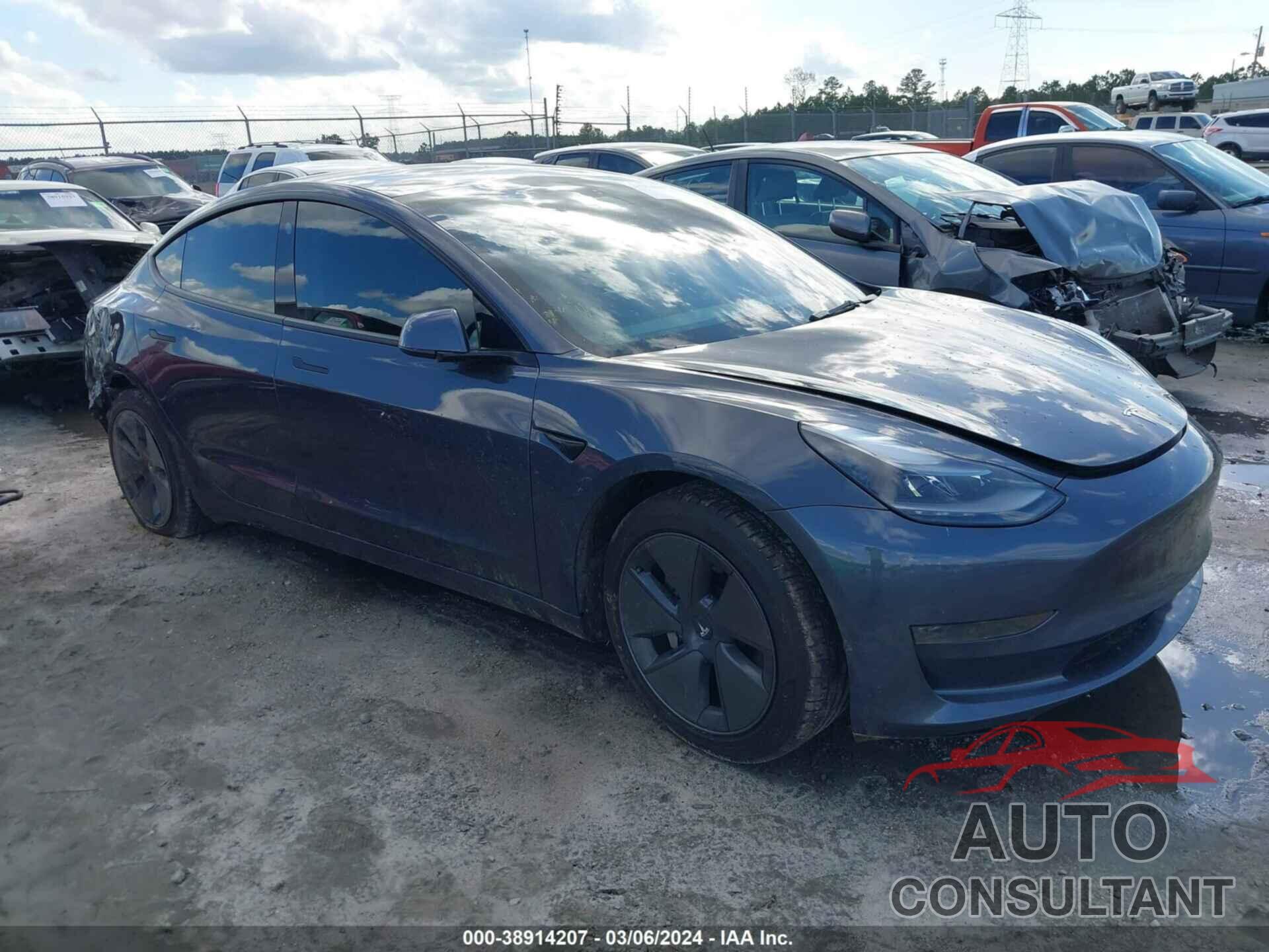 TESLA MODEL 3 2021 - 5YJ3E1EA0MF099691