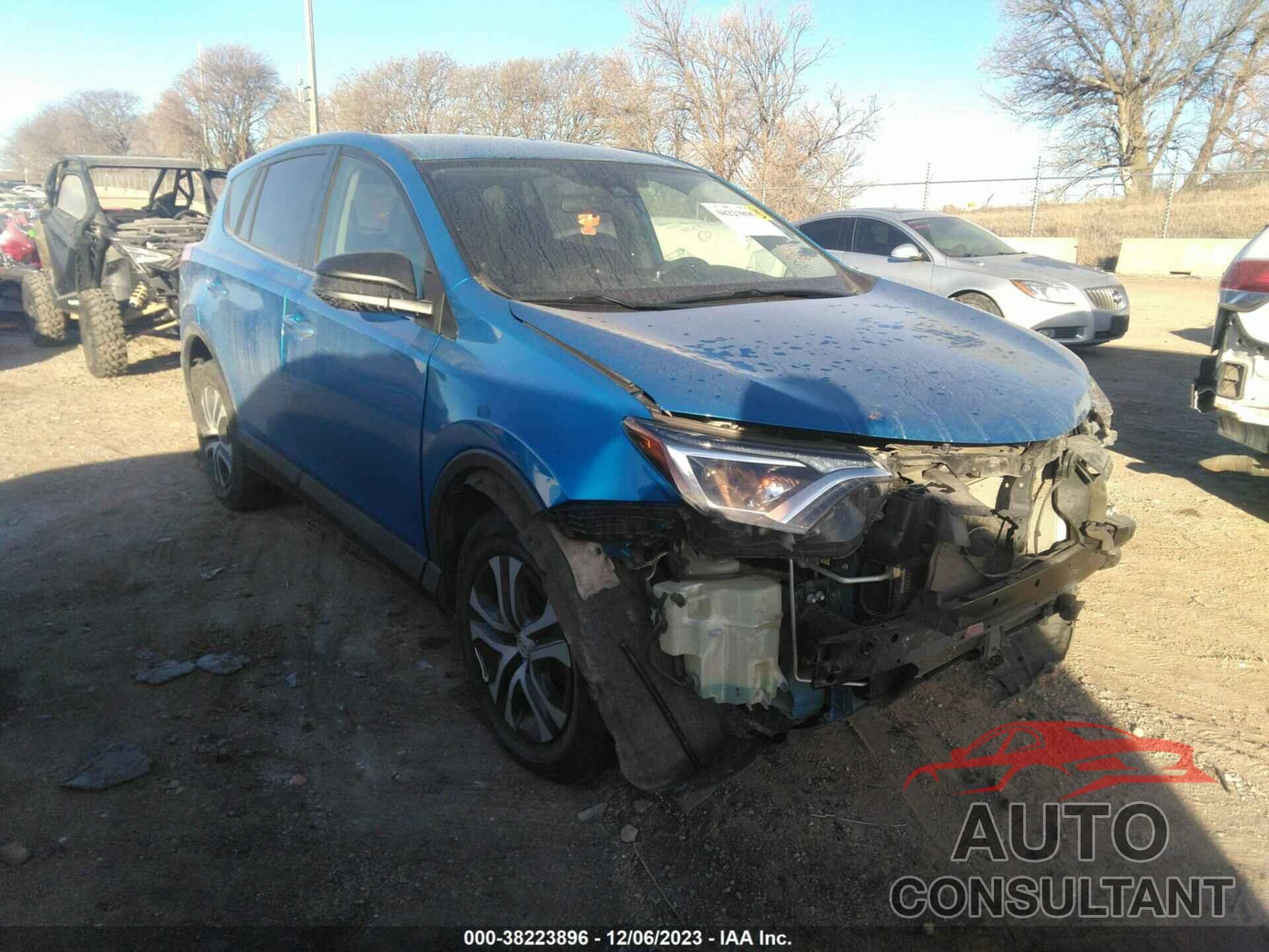 TOYOTA RAV4 2018 - JTMBFREV2JD257896
