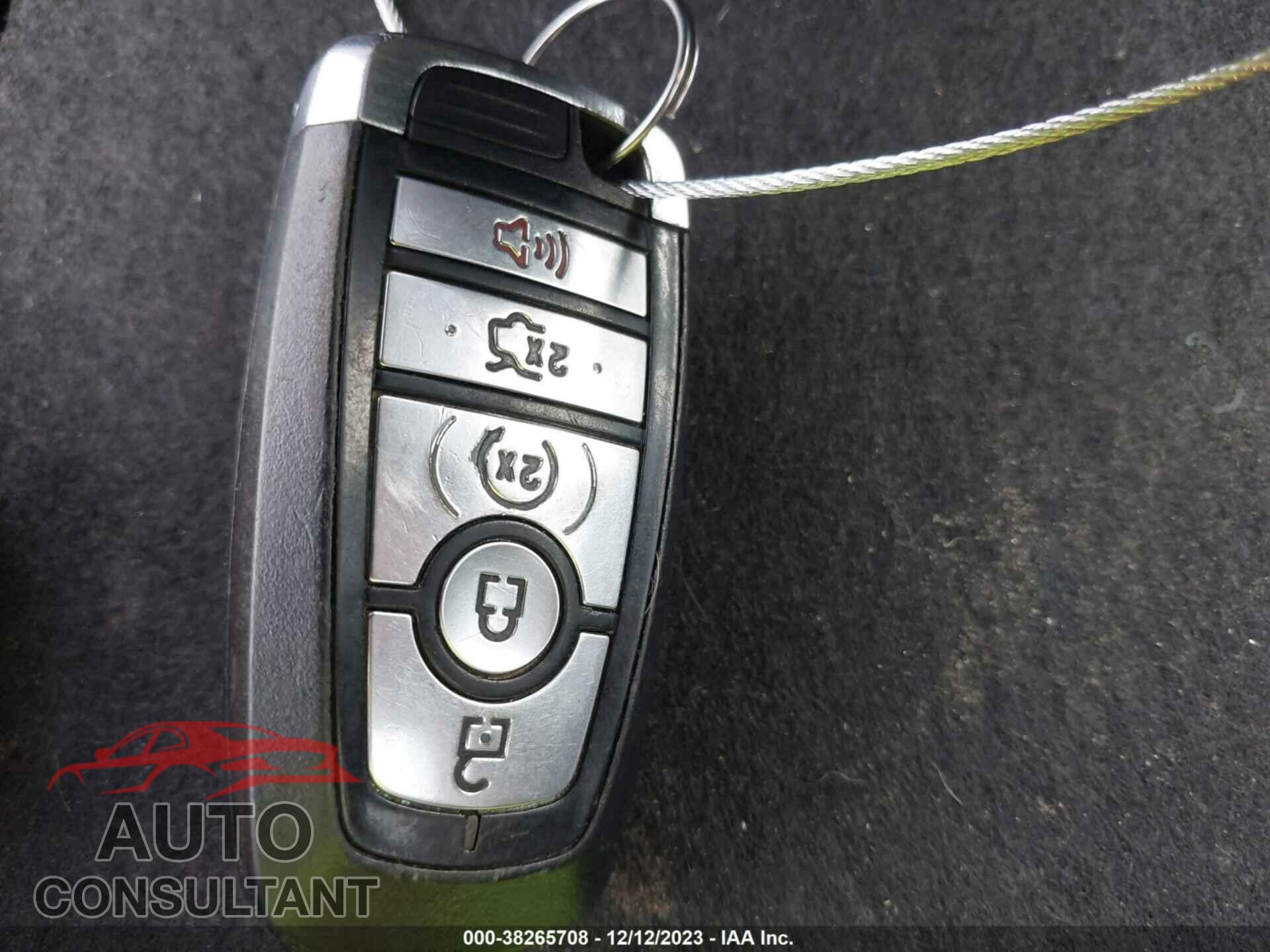 FORD MUSTANG 2020 - 1FA6P8CFXL5171663