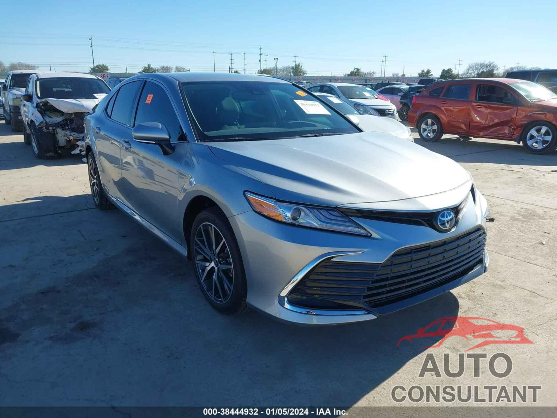 TOYOTA CAMRY 2024 - 4T1F31AK9RU068838