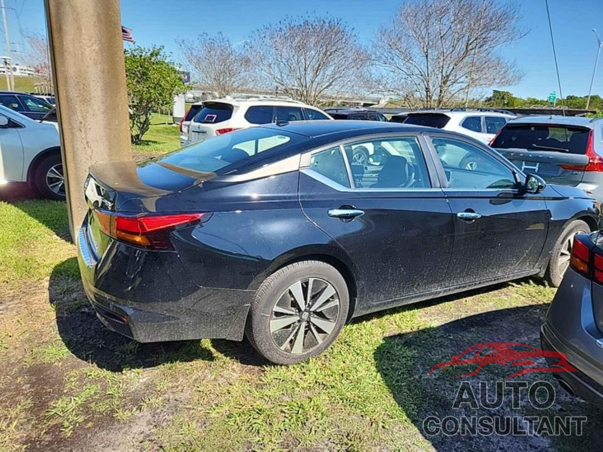 NISSAN ALTIMA 2022 - 1N4BL4DV6NN405437