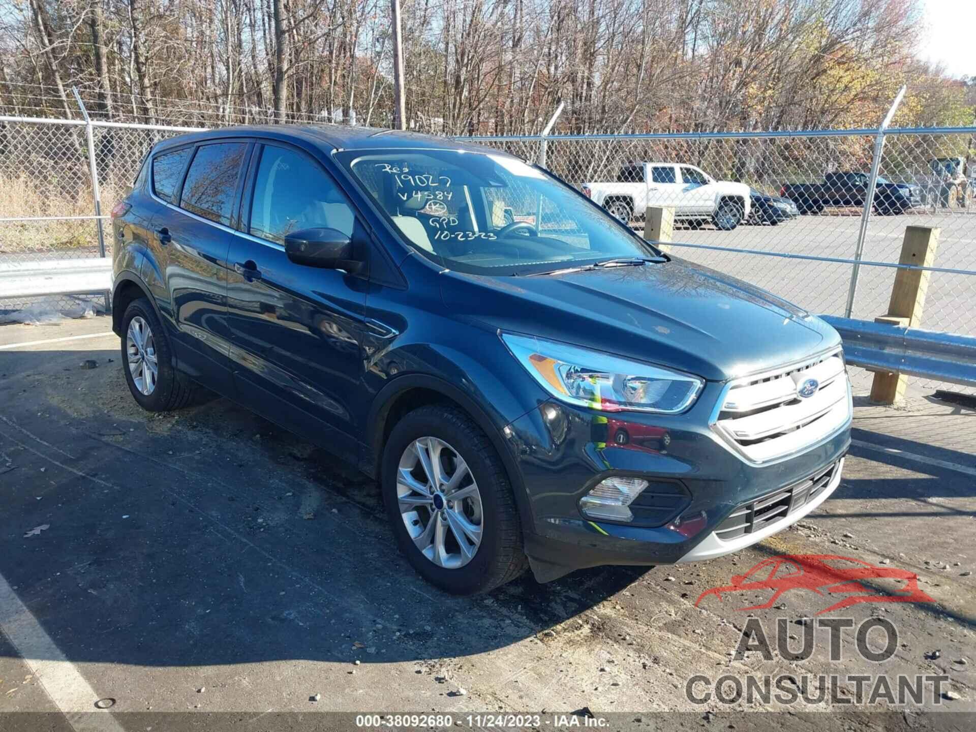 FORD ESCAPE 2019 - 1FMCU0GD7KUB74584