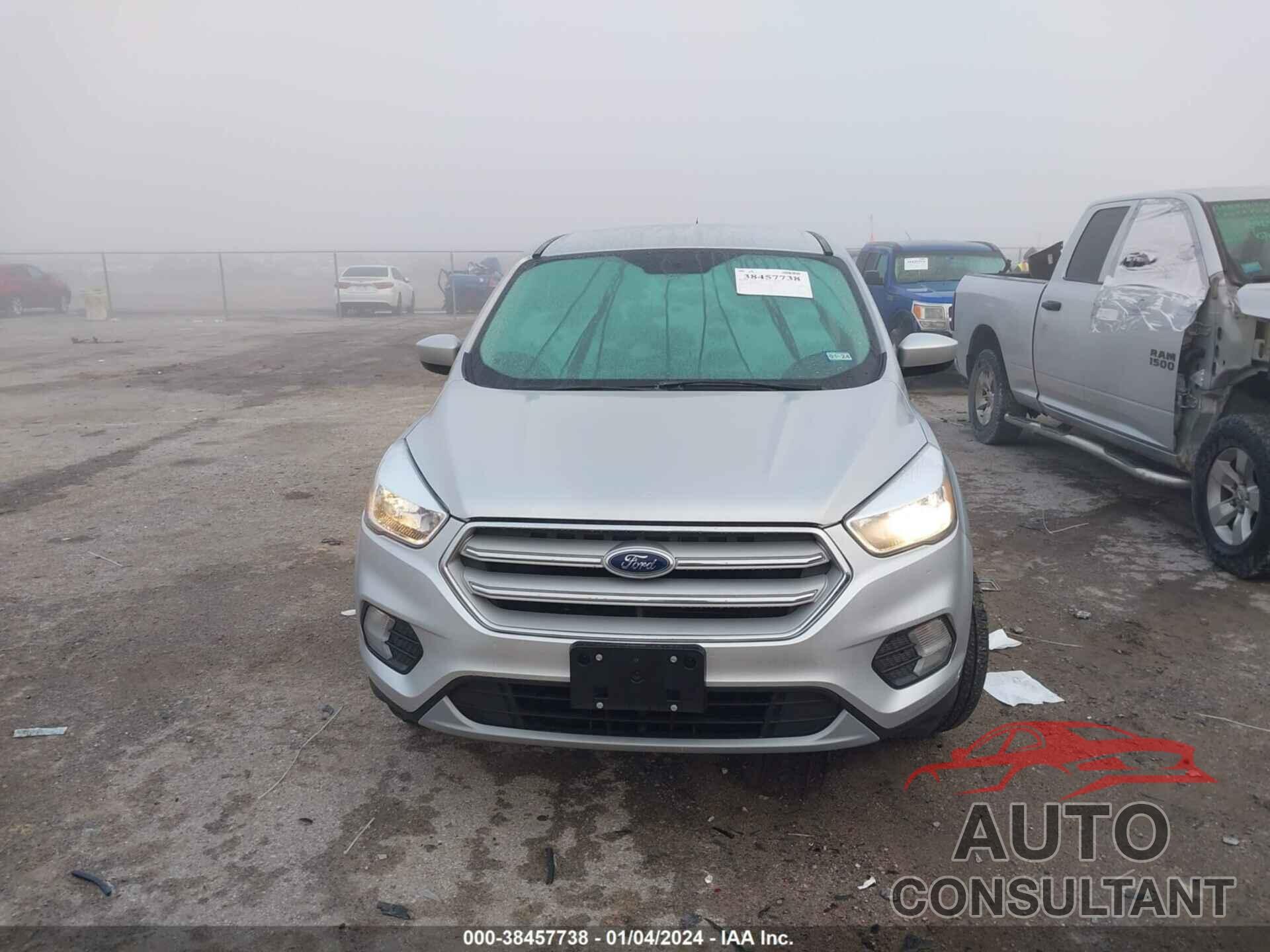 FORD ESCAPE 2017 - 1FMCU0GD1HUE39931