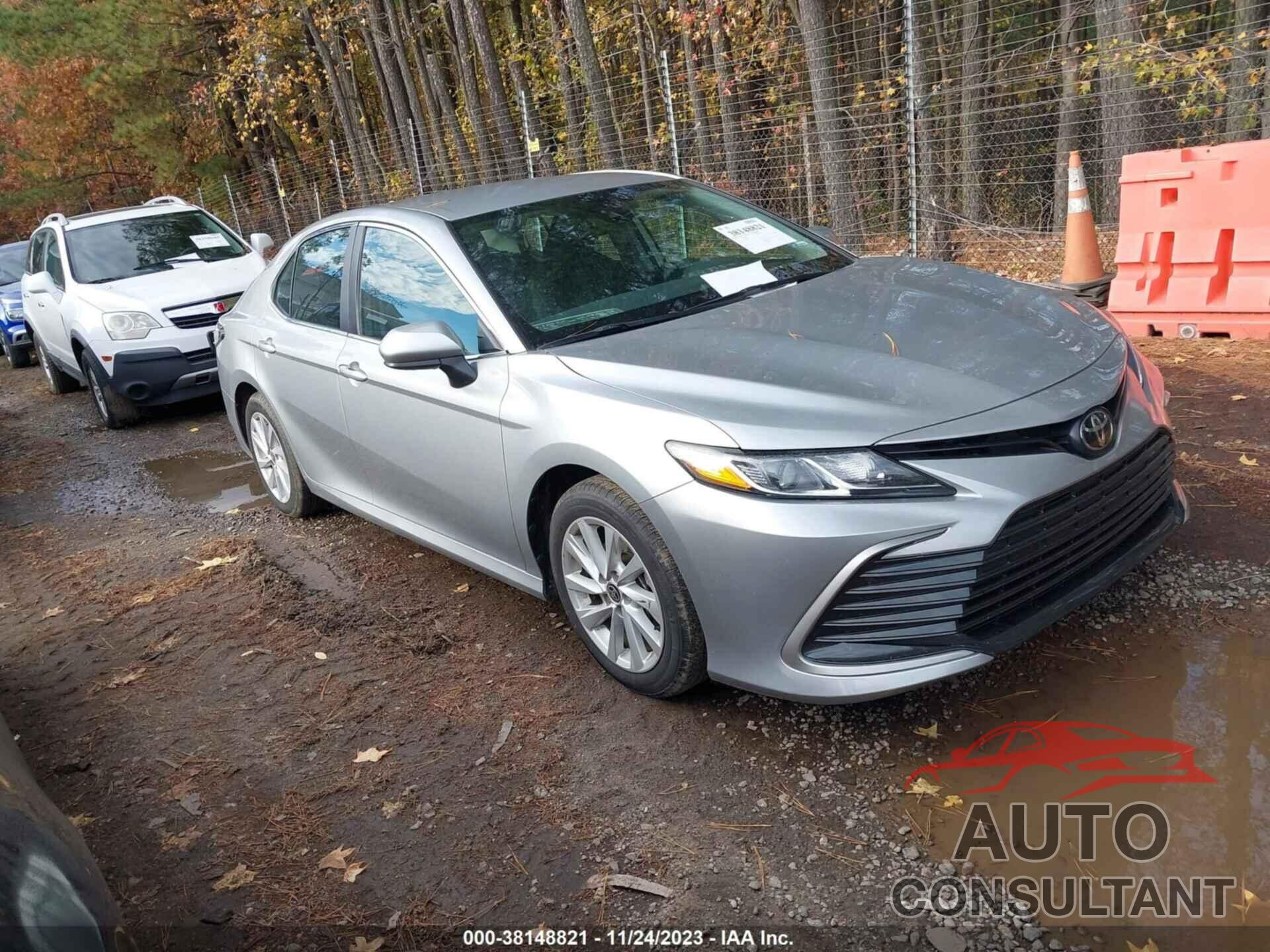 TOYOTA CAMRY 2023 - 4T1C11AK2PU119943