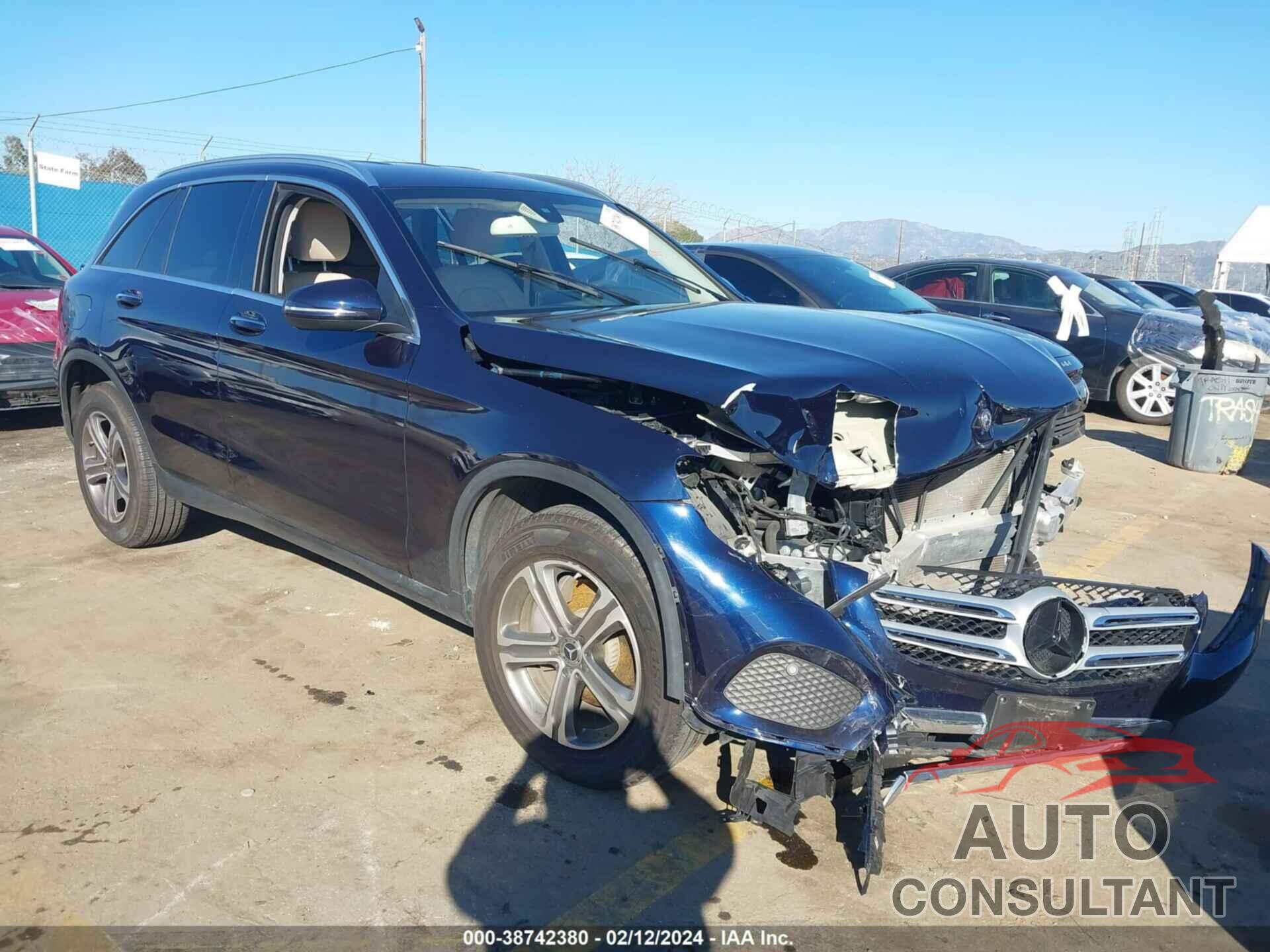 MERCEDES-BENZ GLC 300 2019 - WDC0G4JB4KV175726
