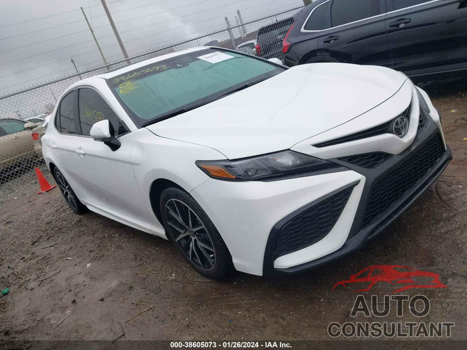 TOYOTA CAMRY 2023 - 4T1G11BK0PU105717