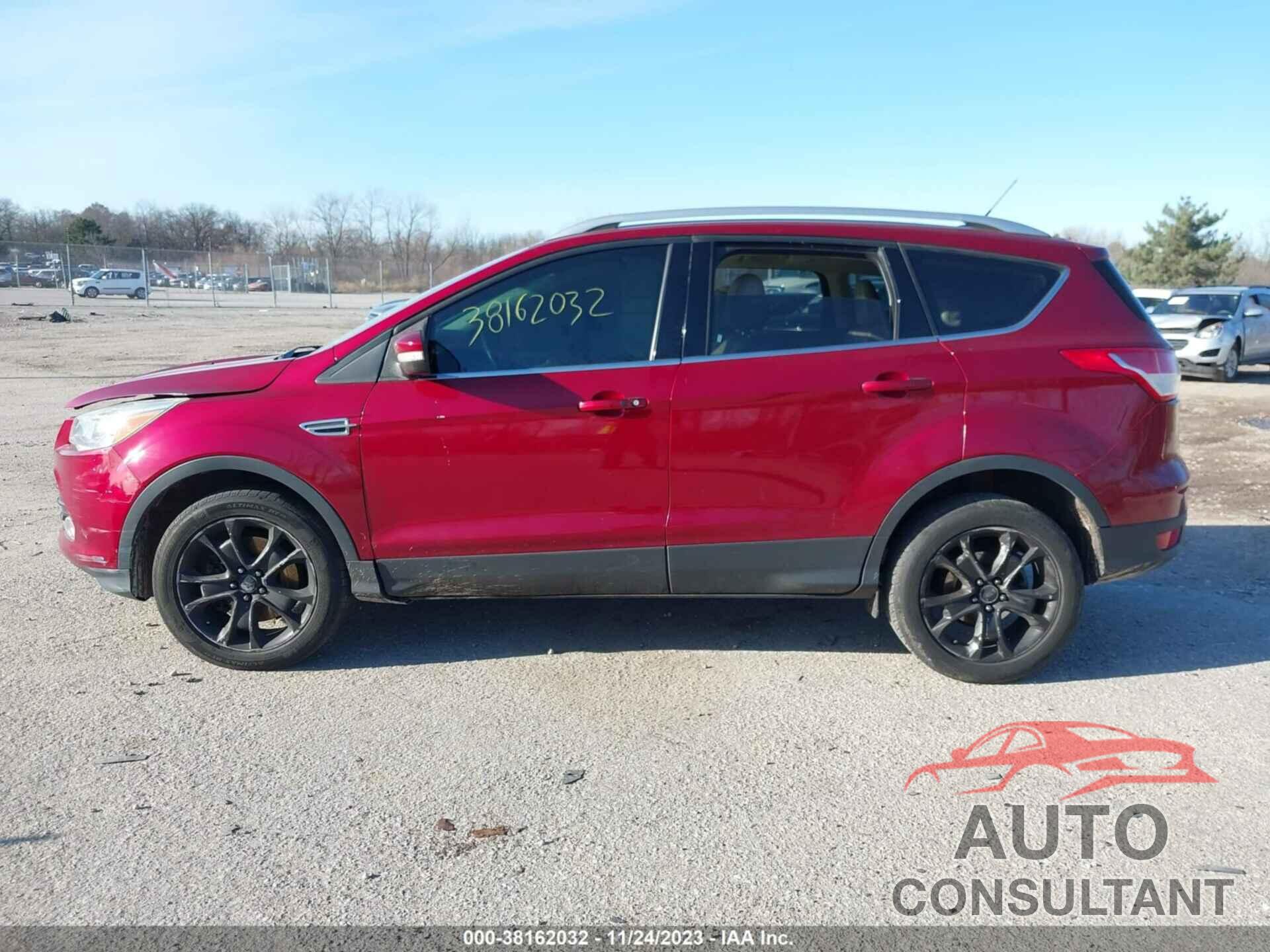 FORD ESCAPE 2016 - 1FMCU9J99GUC54159