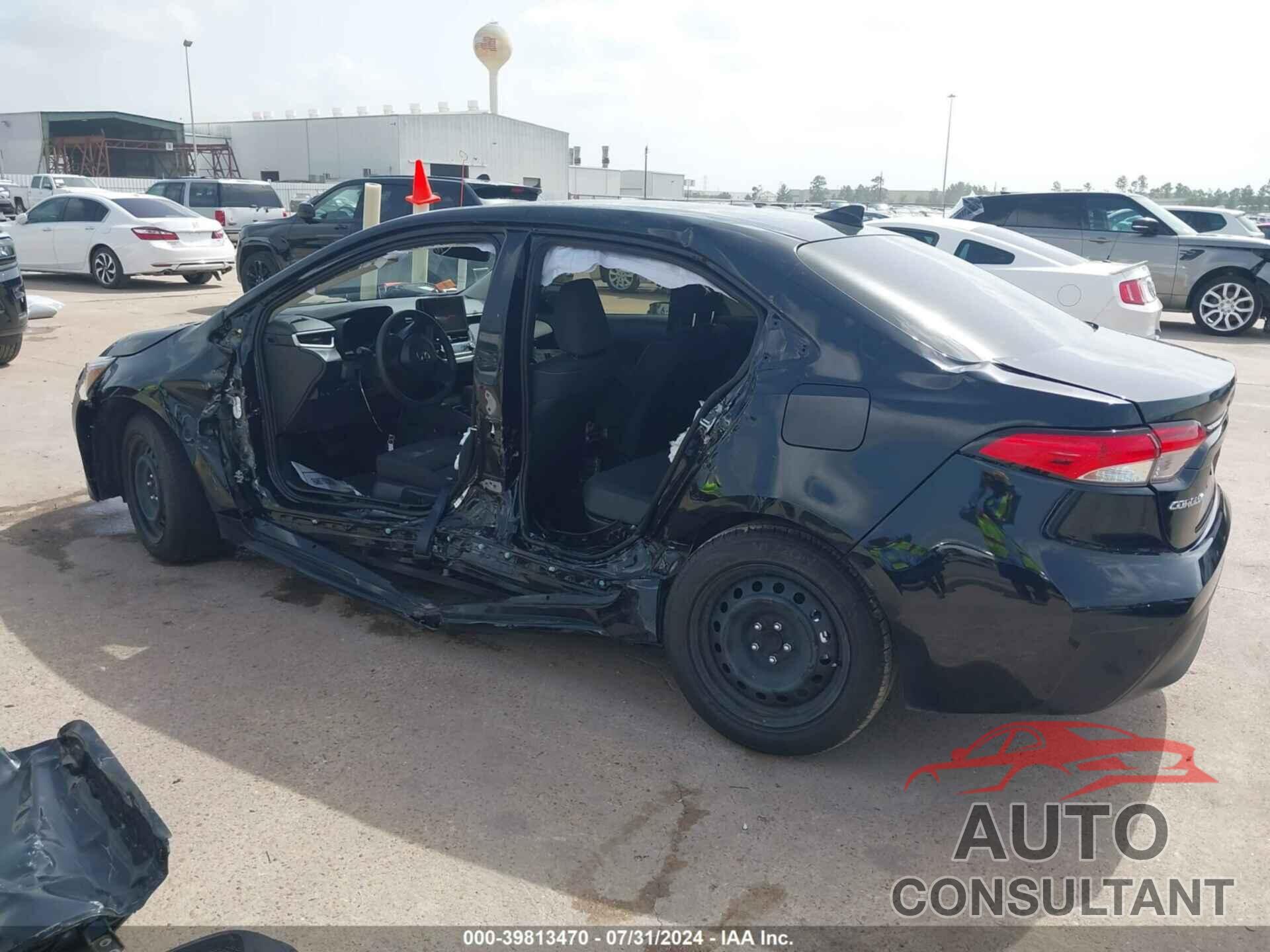 TOYOTA COROLLA 2024 - JTDBCMFE5R3033890