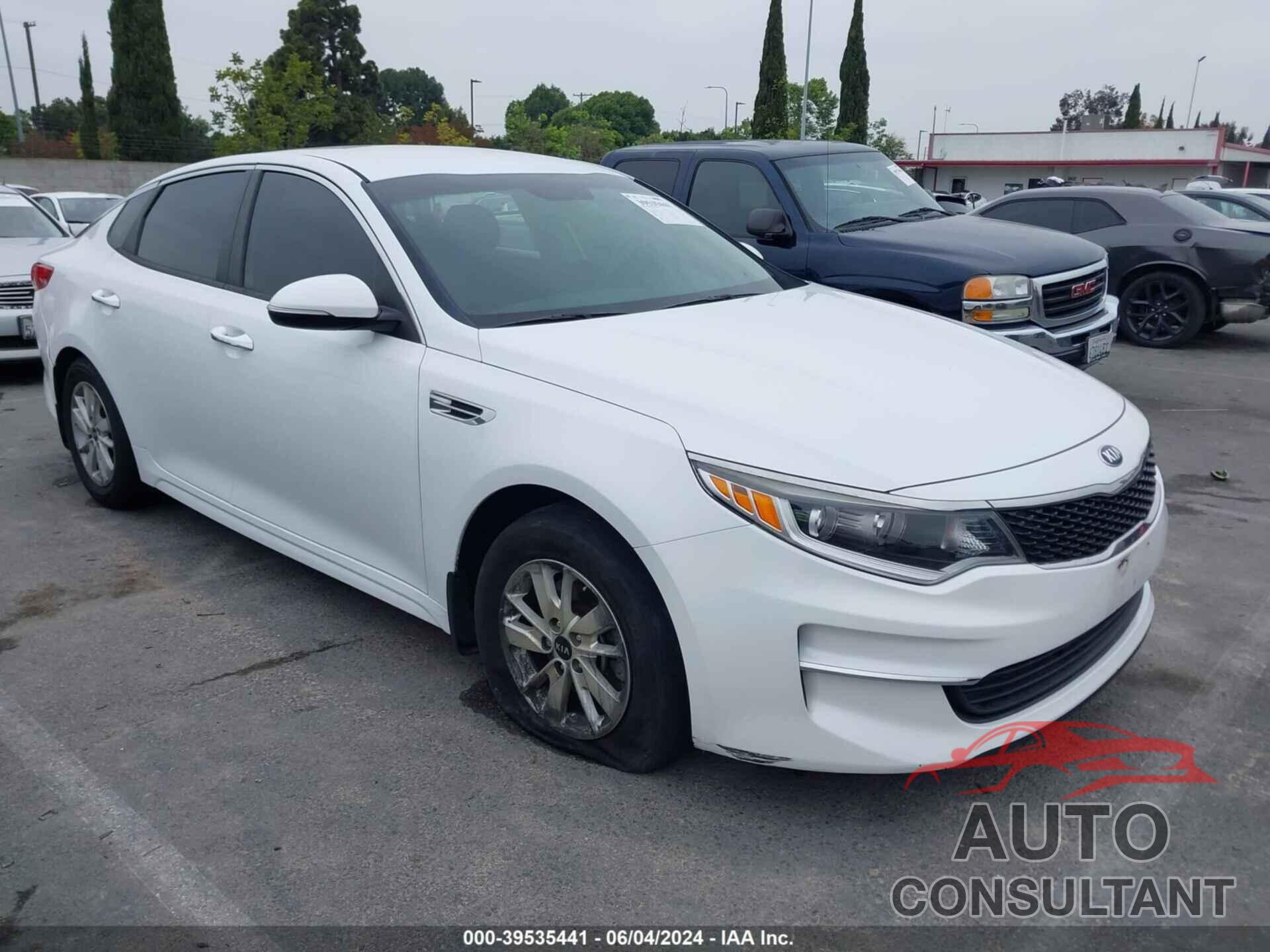 KIA OPTIMA 2018 - 5XXGT4L37JG213613