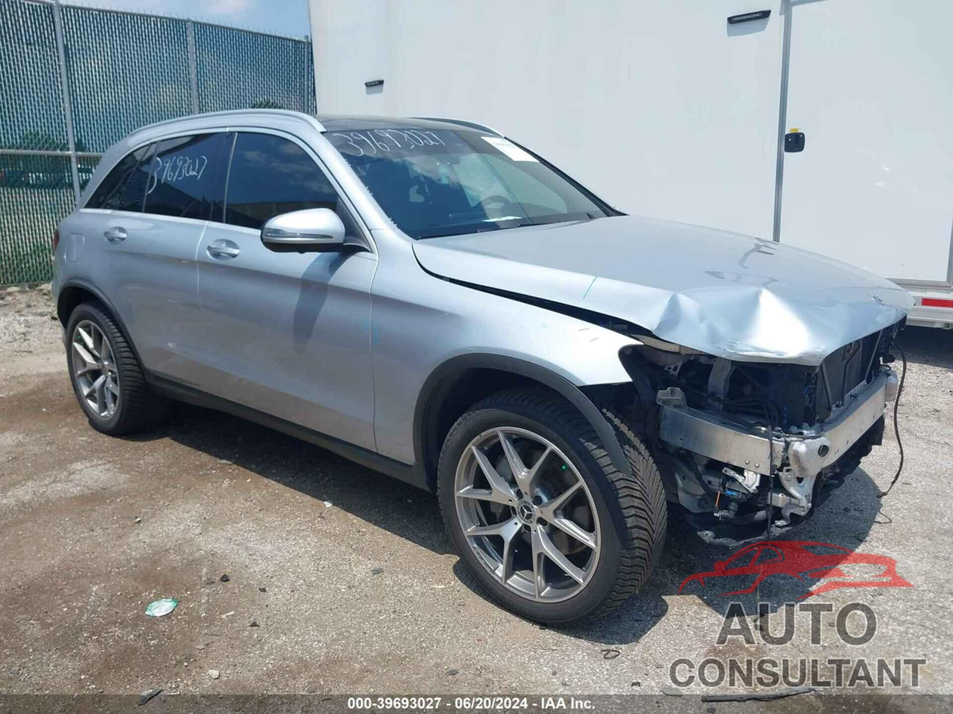 MERCEDES-BENZ GLC 300 2021 - W1N0G8EB4MF926904