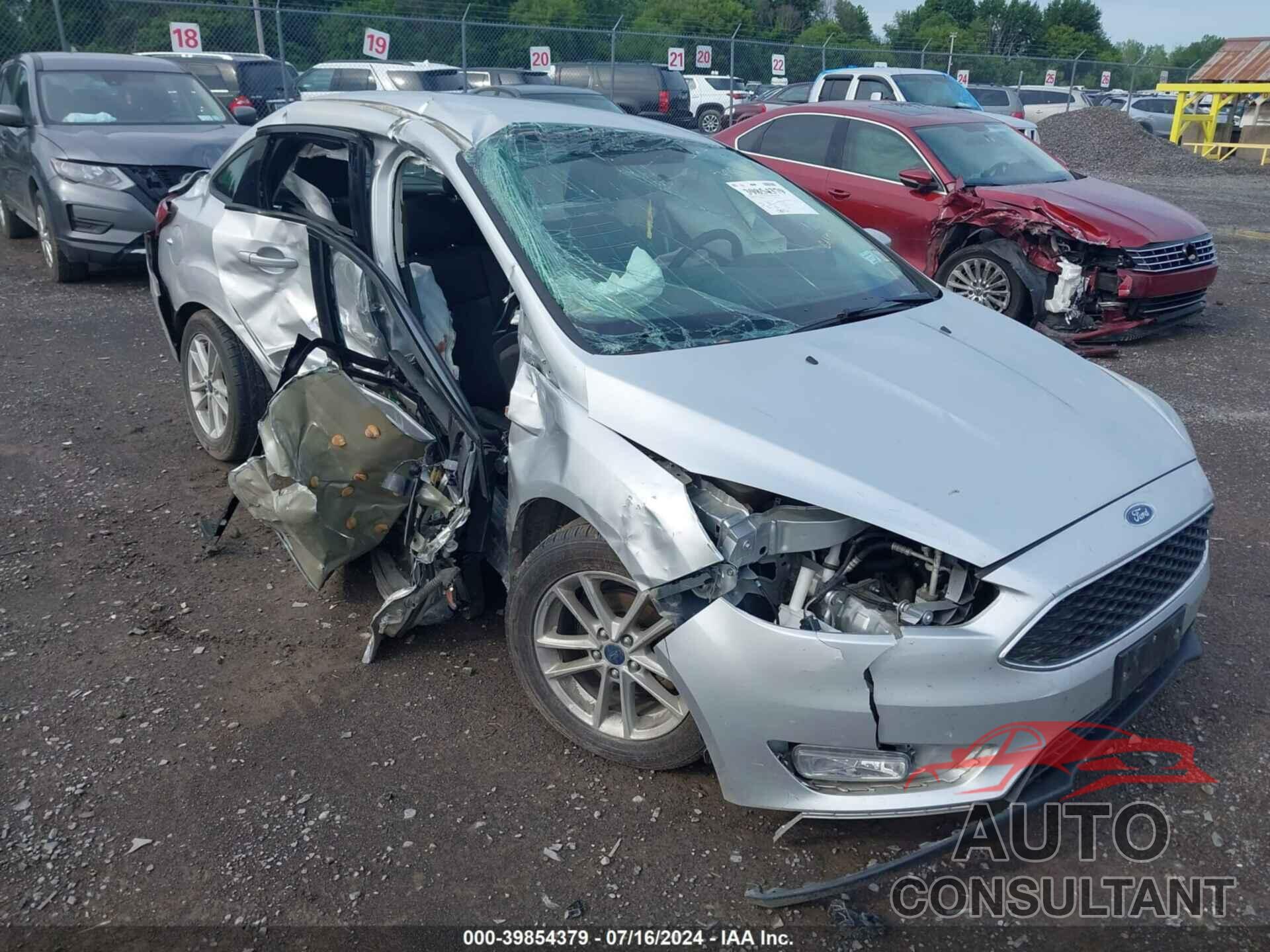 FORD FOCUS 2018 - 1FADP3F25JL245390