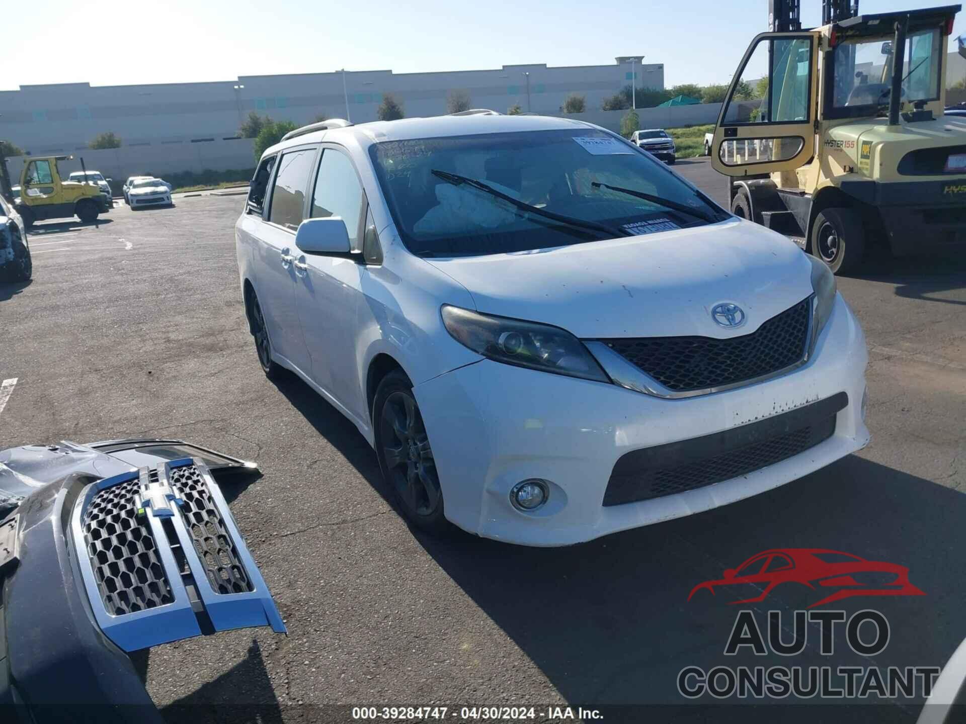 TOYOTA SIENNA 2016 - 5TDXK3DC4GS710427