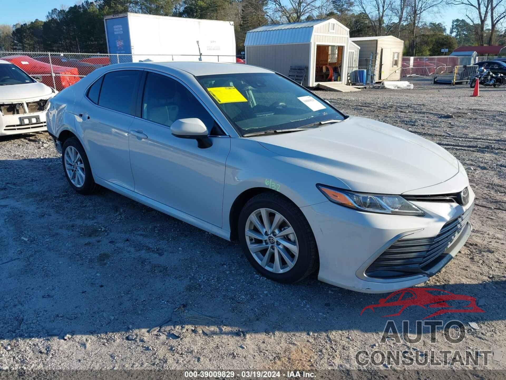 TOYOTA CAMRY 2024 - 4T1C11AK2RU192507