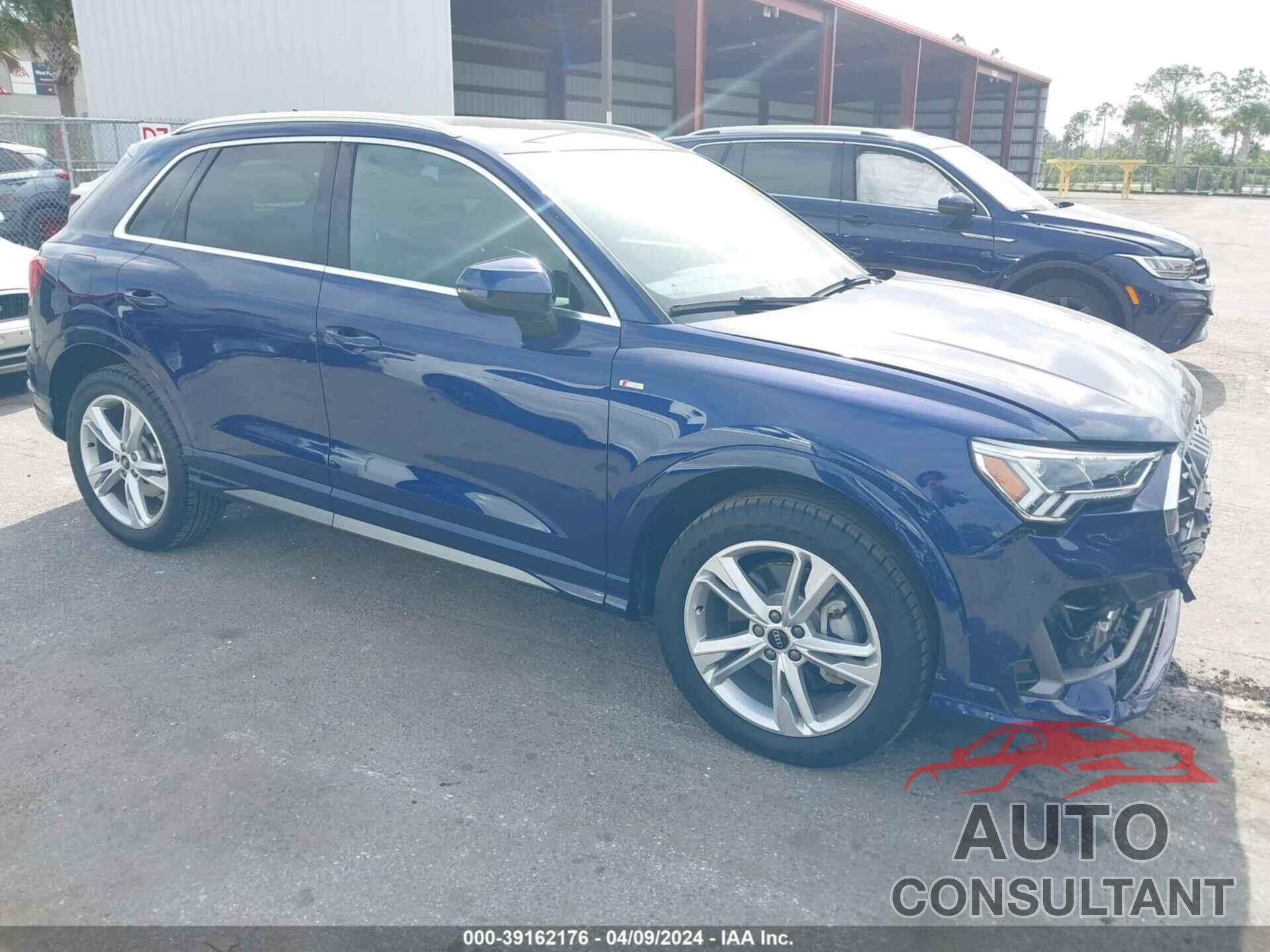 AUDI Q3 2023 - WA1EECF35P1028384