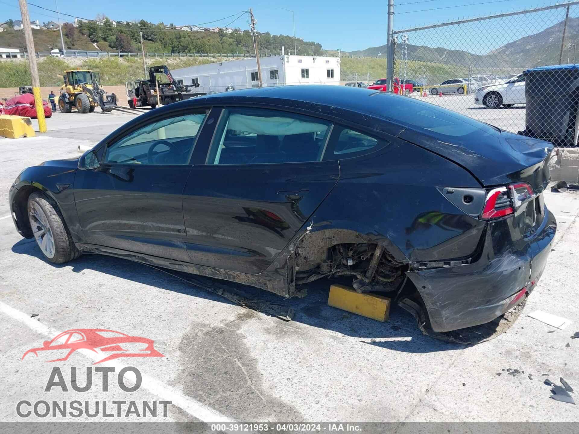 TESLA MODEL 3 2021 - 5YJ3E1EA1MF090661