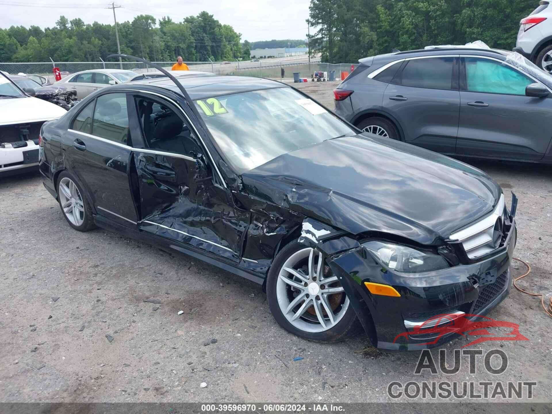 MERCEDES-BENZ C 250 2012 - WDDGF4HB5CA629865