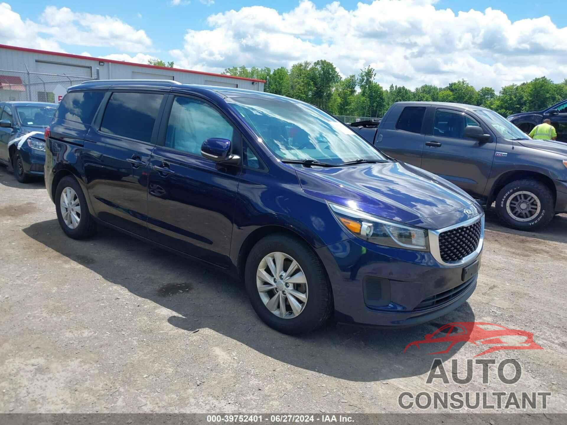 KIA SEDONA 2018 - KNDMB5C11J6357327