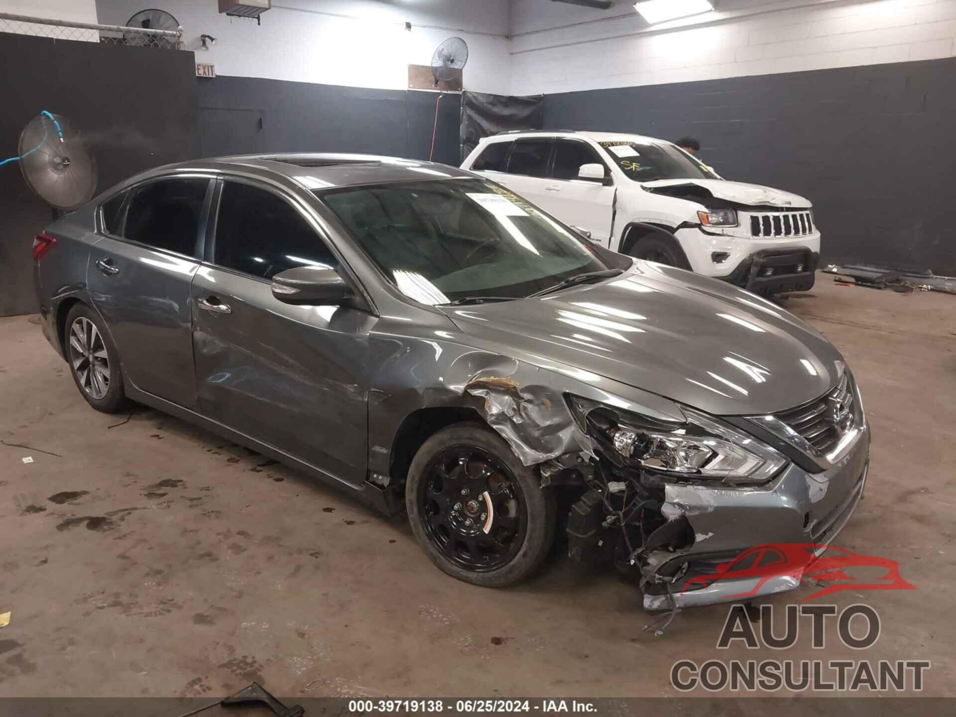 NISSAN ALTIMA 2017 - 1N4AL3AP4HC189549