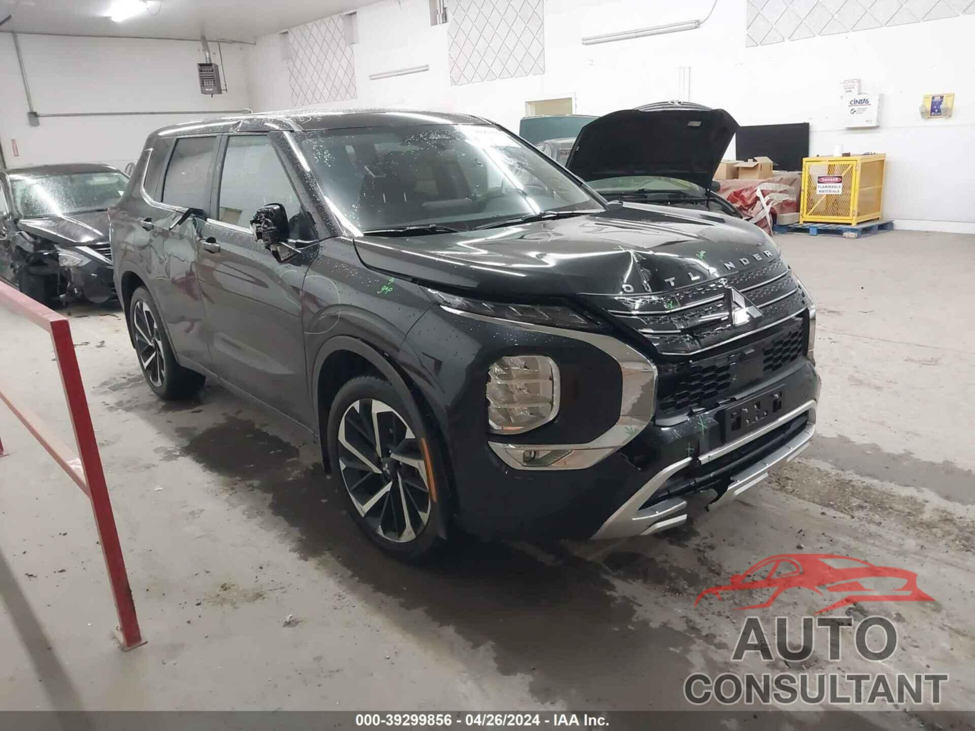 MITSUBISHI OUTLANDER 2023 - JA4J4UA89PZ055230
