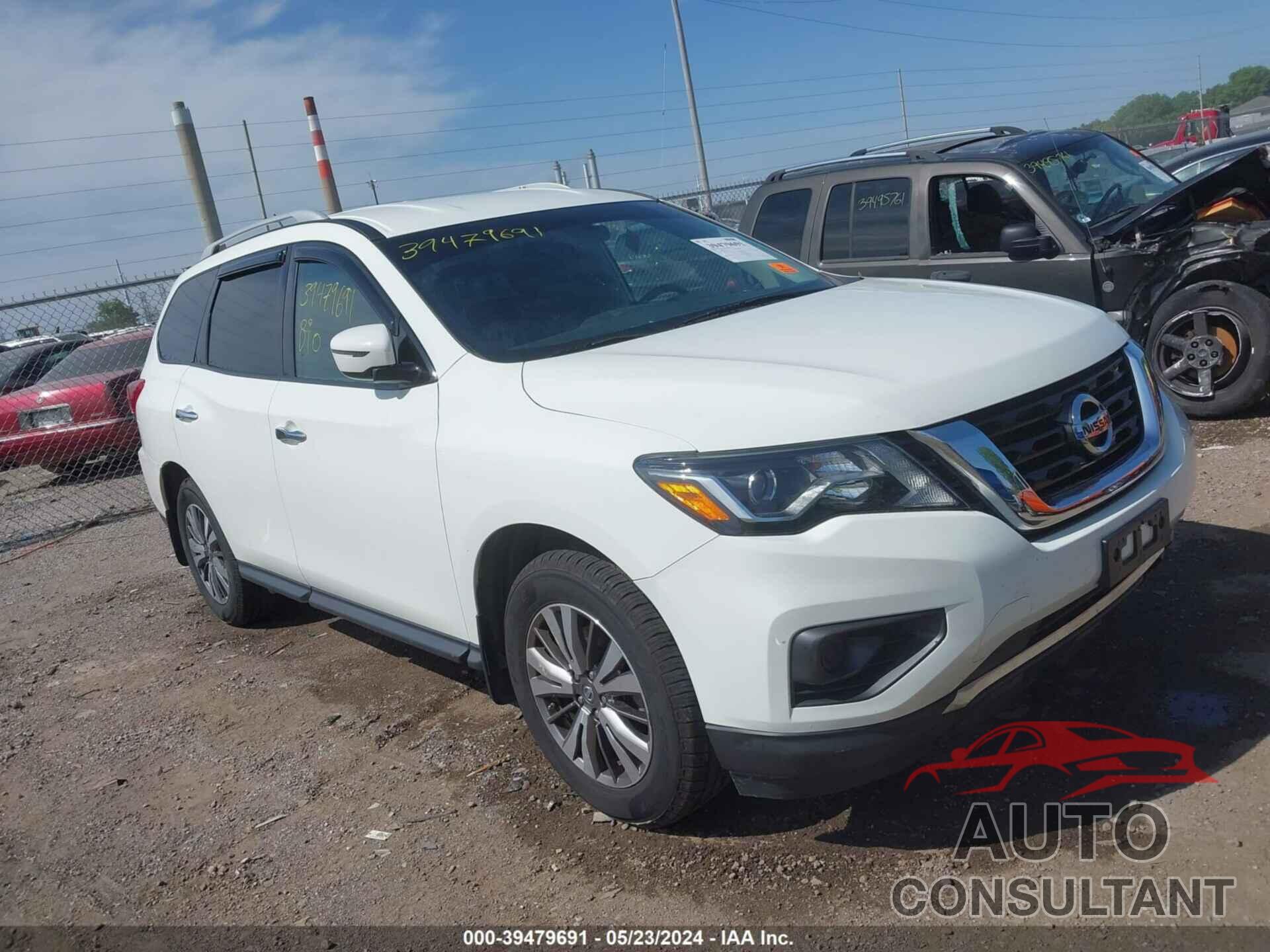 NISSAN PATHFINDER 2018 - 5N1DR2MM1JC615605