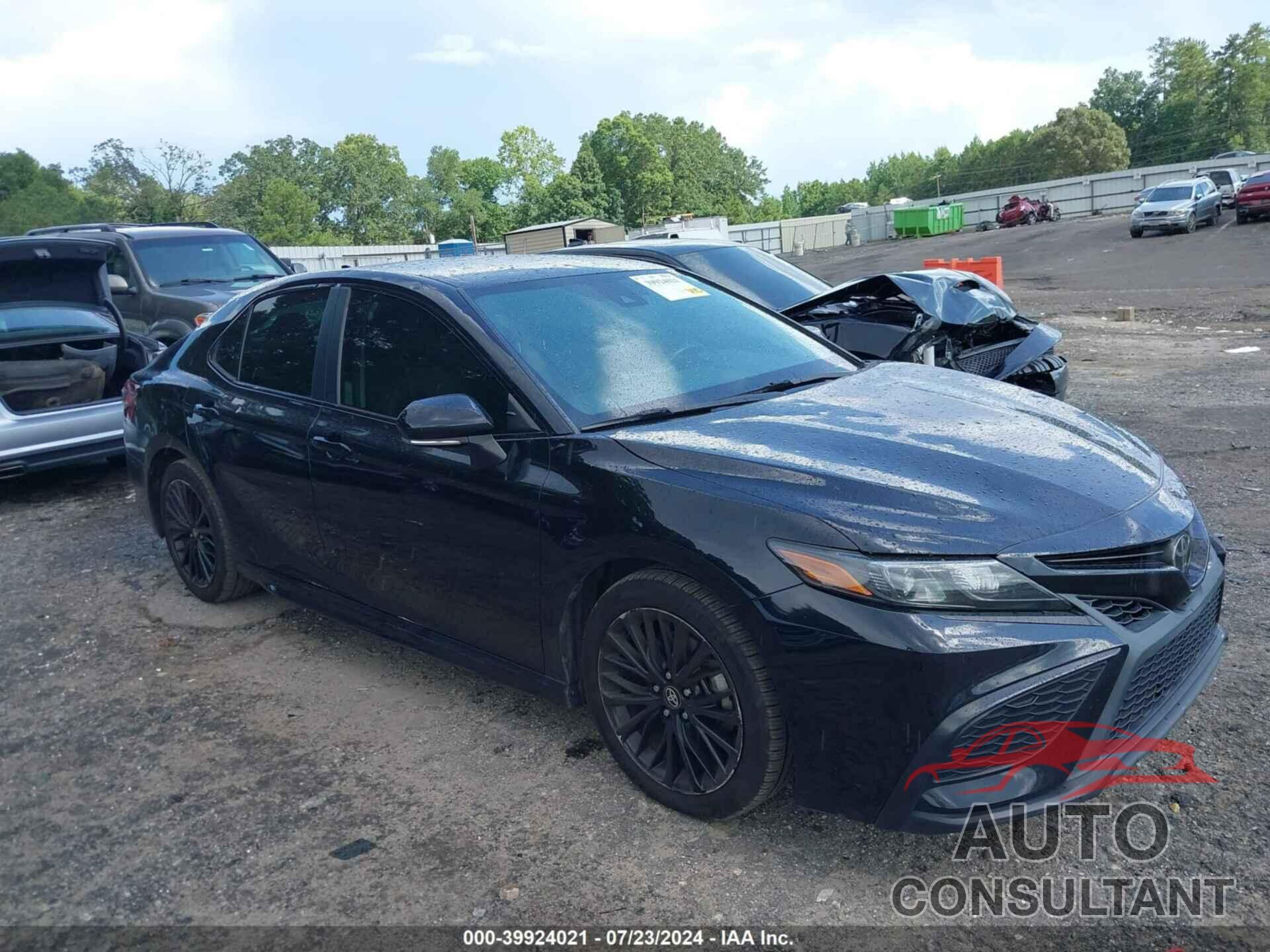 TOYOTA CAMRY 2021 - 4T1T11AK8MU404061