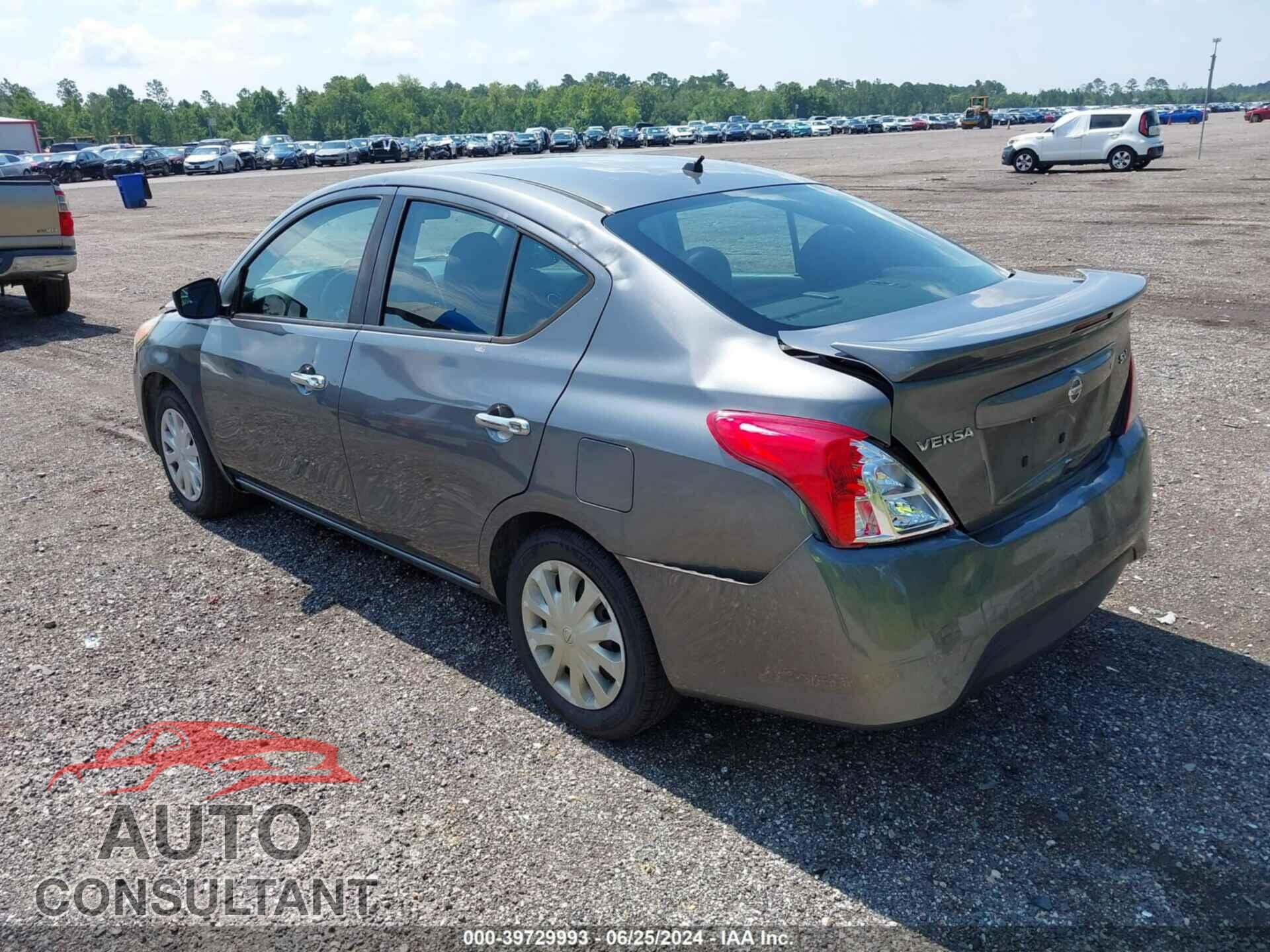 NISSAN VERSA 2017 - 3N1CN7AP5HL840134