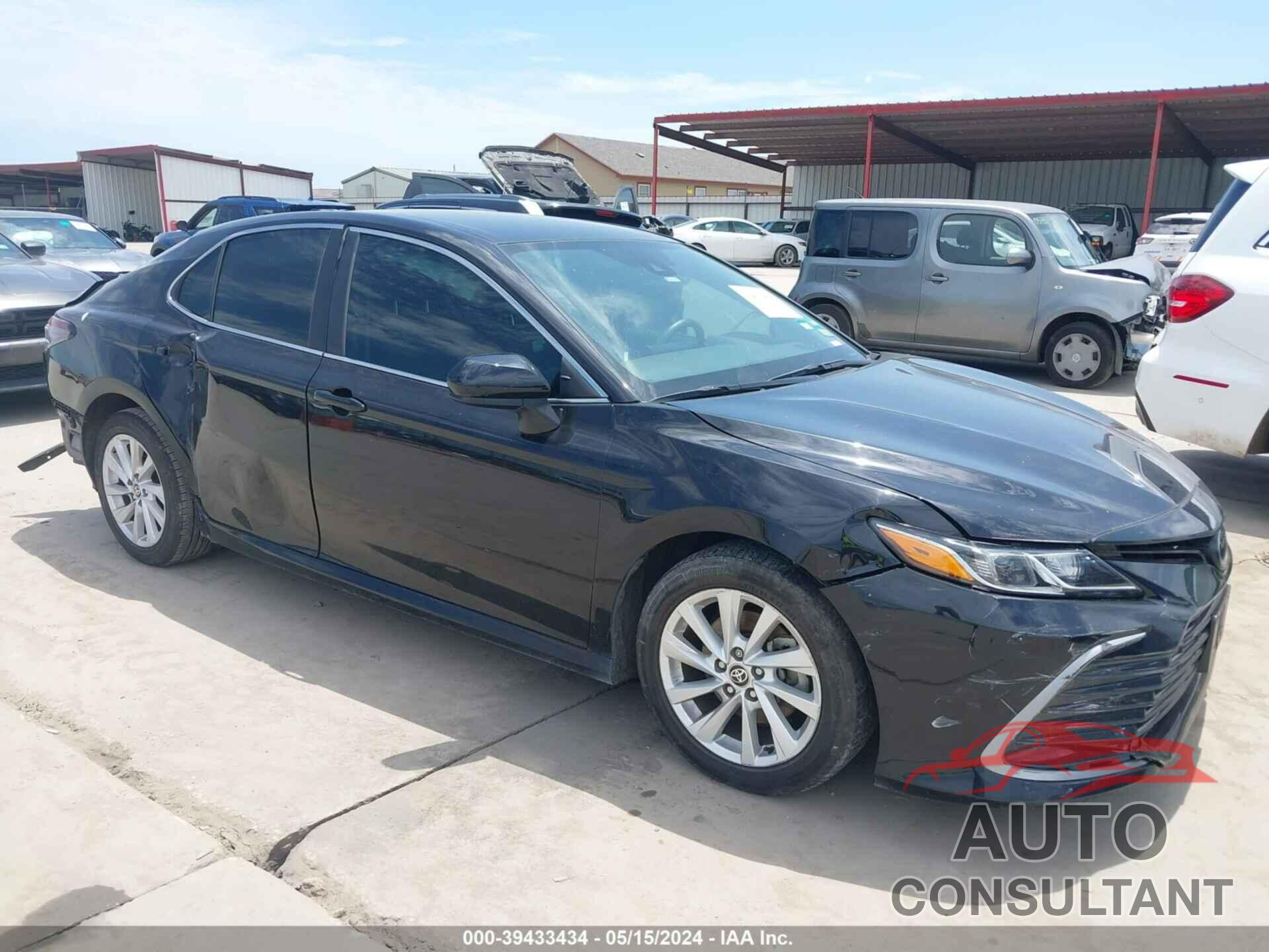 TOYOTA CAMRY 2021 - 4T1C11AK6MU480443