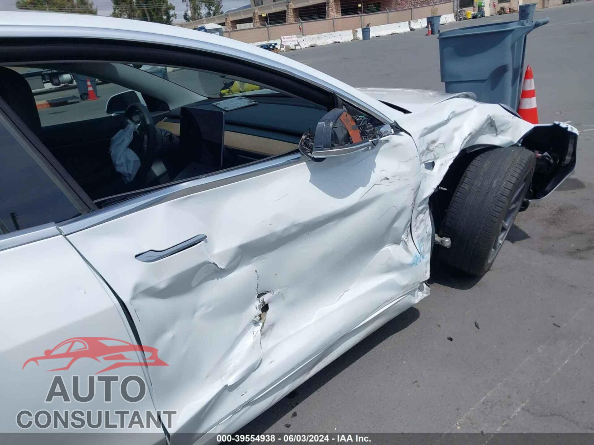 TESLA MODEL 3 2020 - 5YJ3E1EA1LF805744