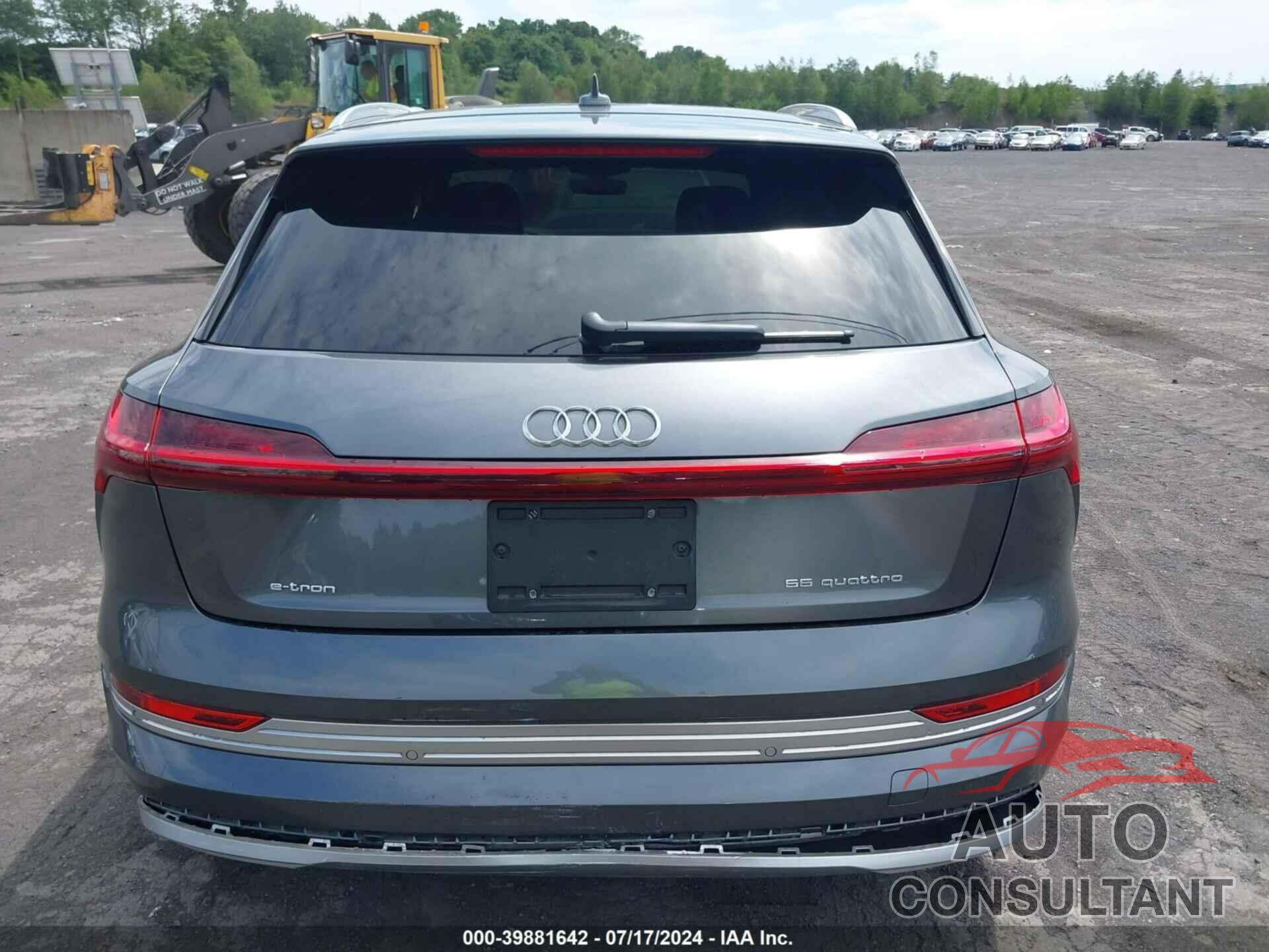 AUDI E-TRON 2019 - WA1VAAGE6KB006428