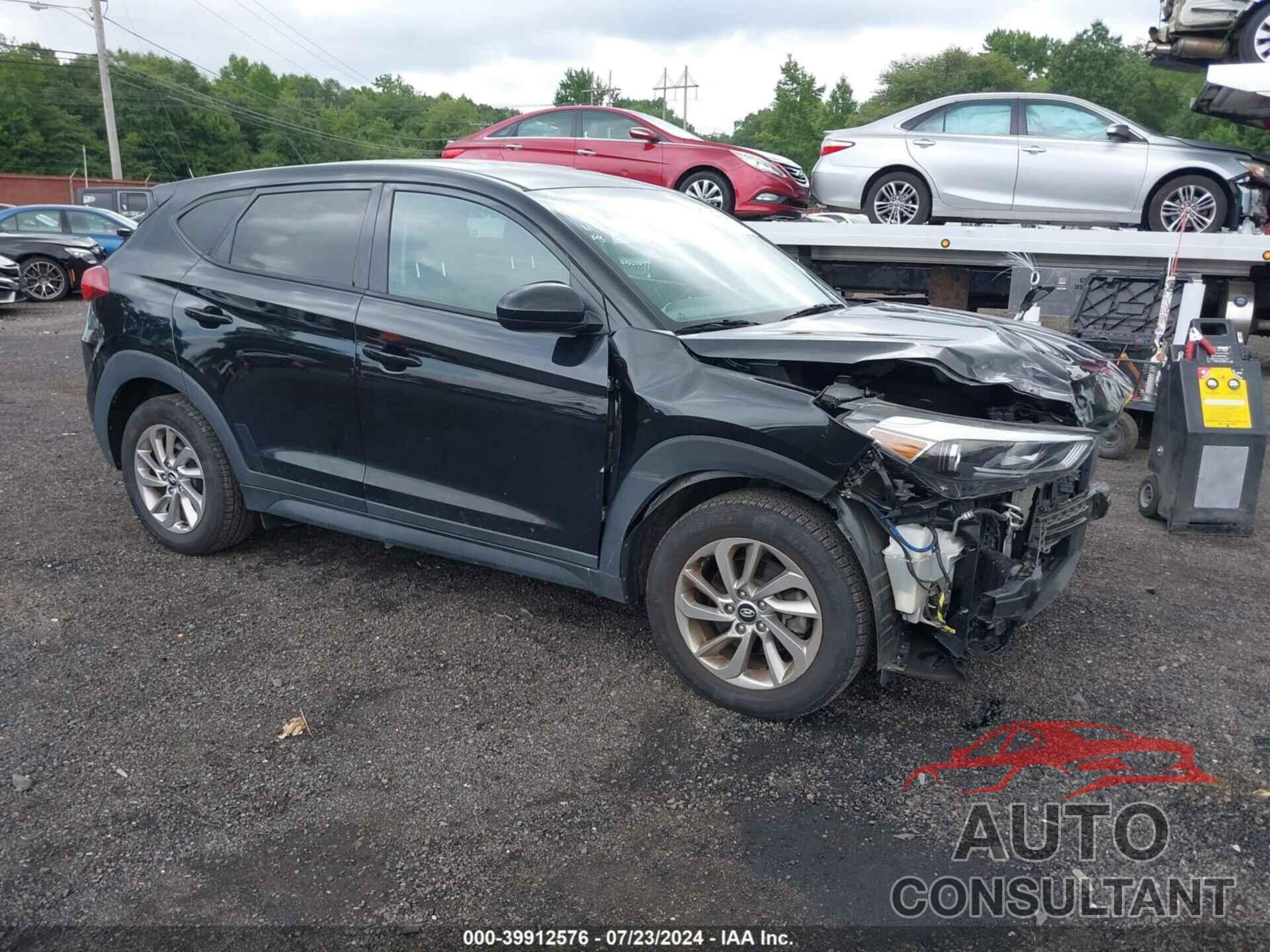 HYUNDAI TUCSON 2018 - KM8J2CA49JU701403