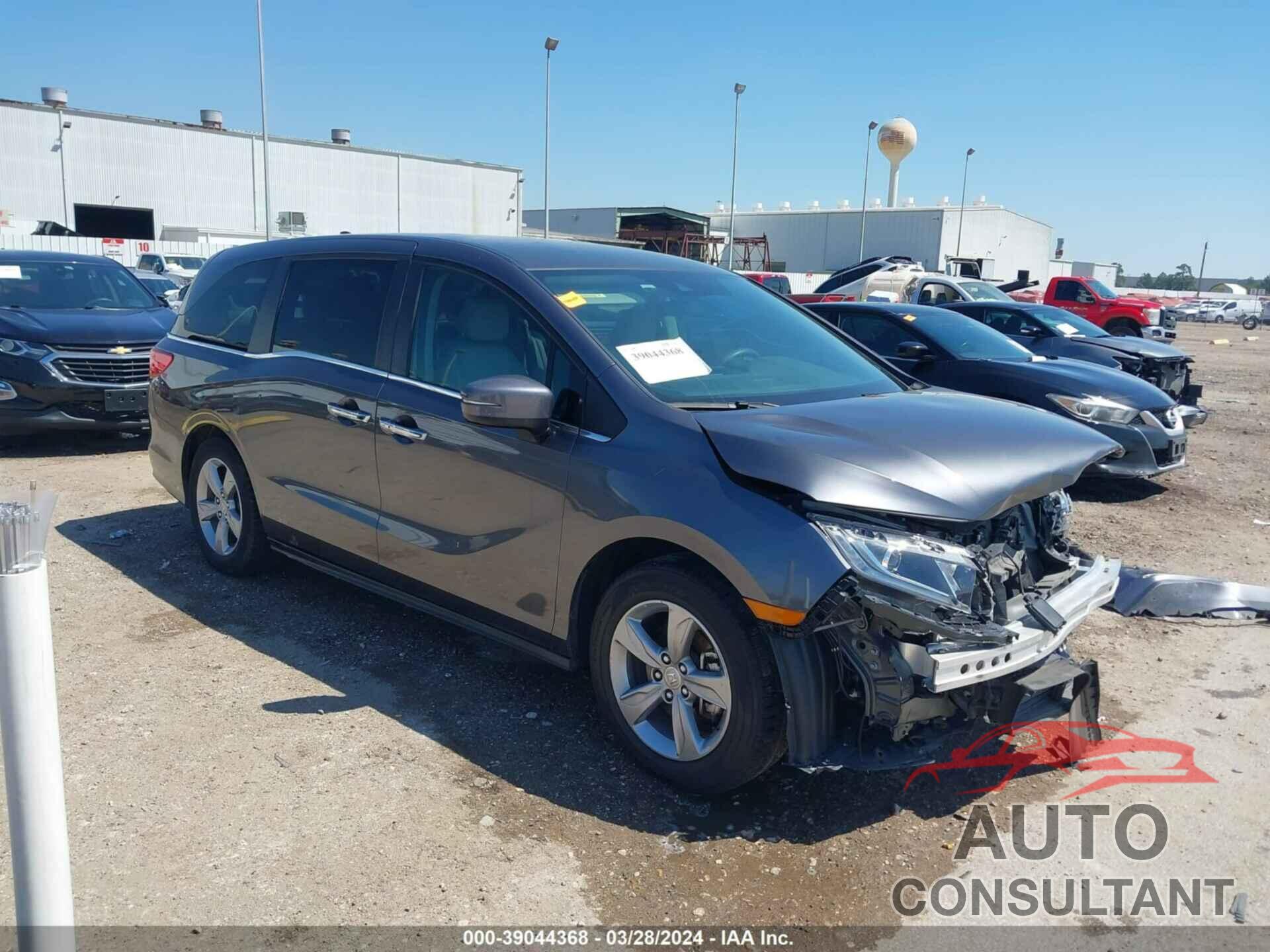 HONDA ODYSSEY 2018 - 5FNRL6H52JB042349