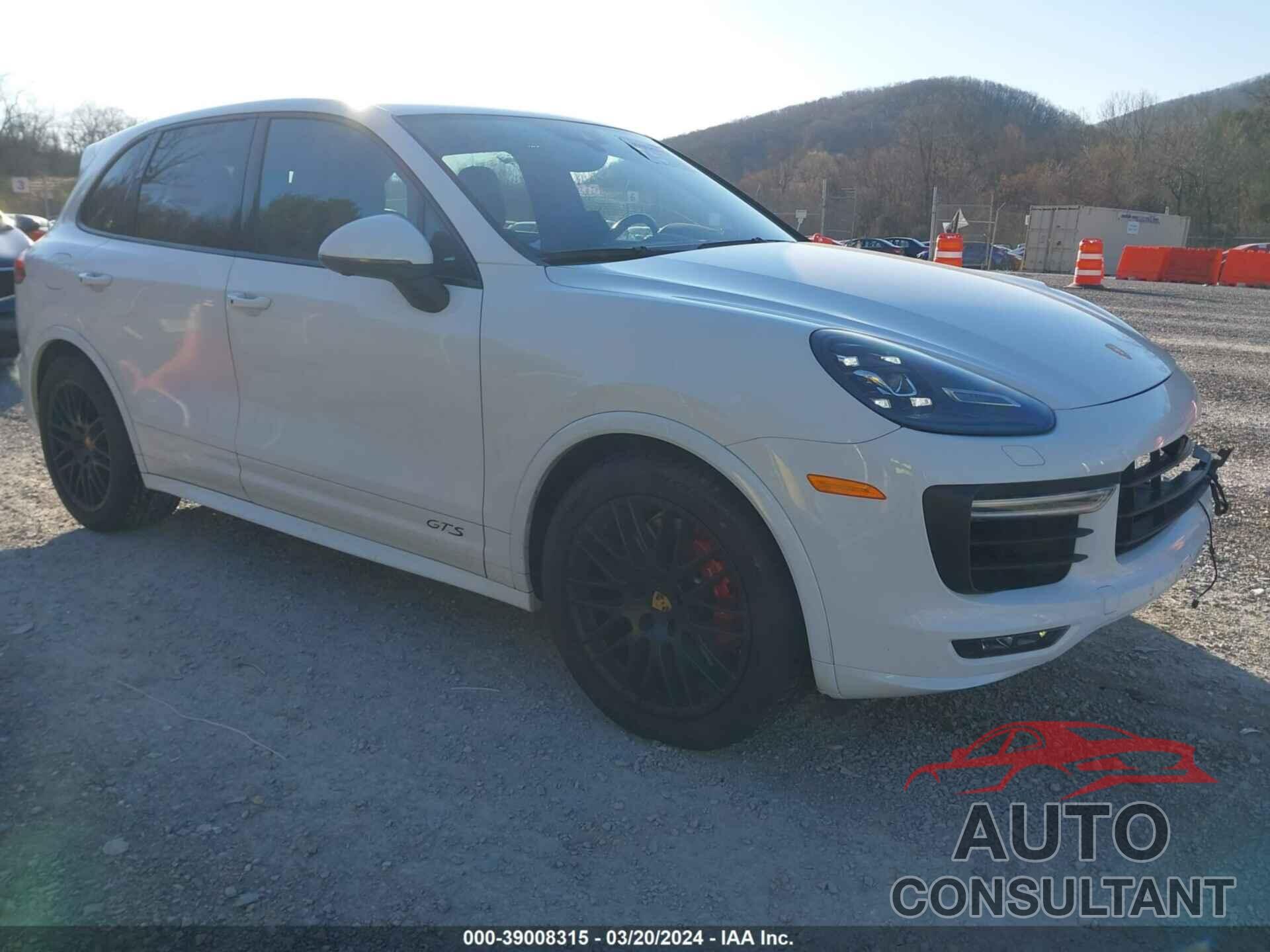 PORSCHE CAYENNE 2018 - WP1AD2A23JLA80512