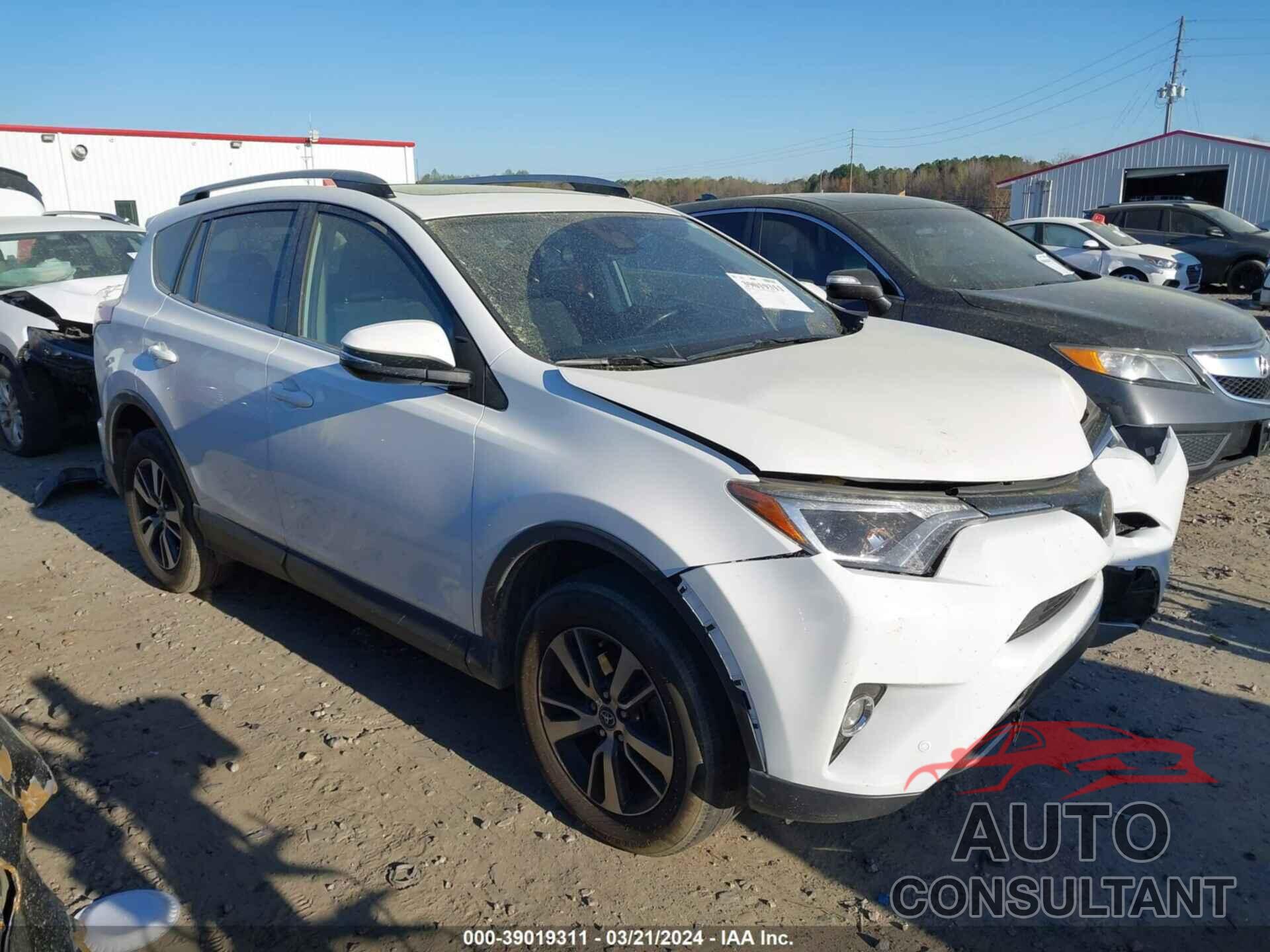 TOYOTA RAV4 2018 - JTMWFREV8JD111925