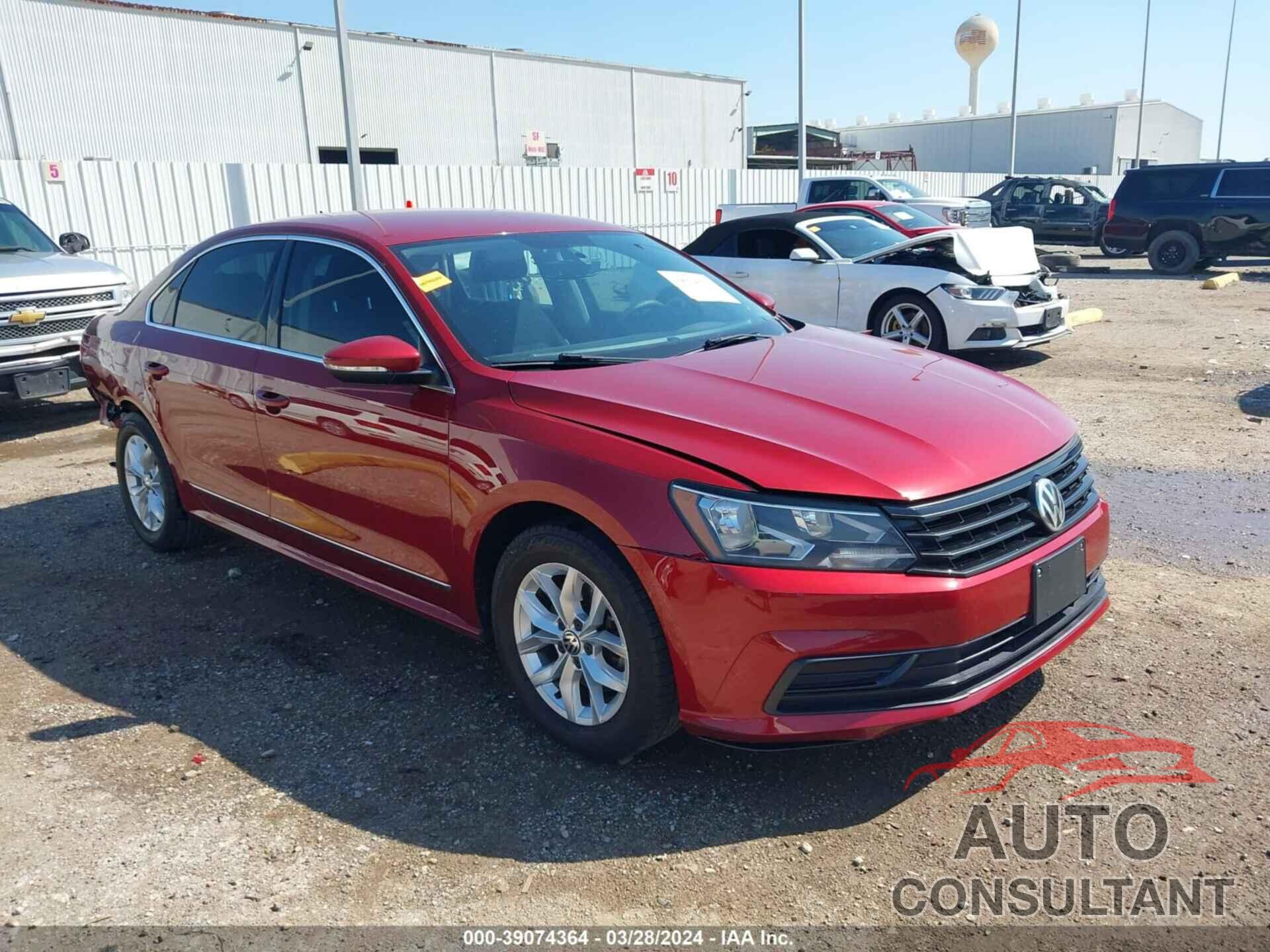 VOLKSWAGEN PASSAT 2017 - 1VWAT7A30HC012203