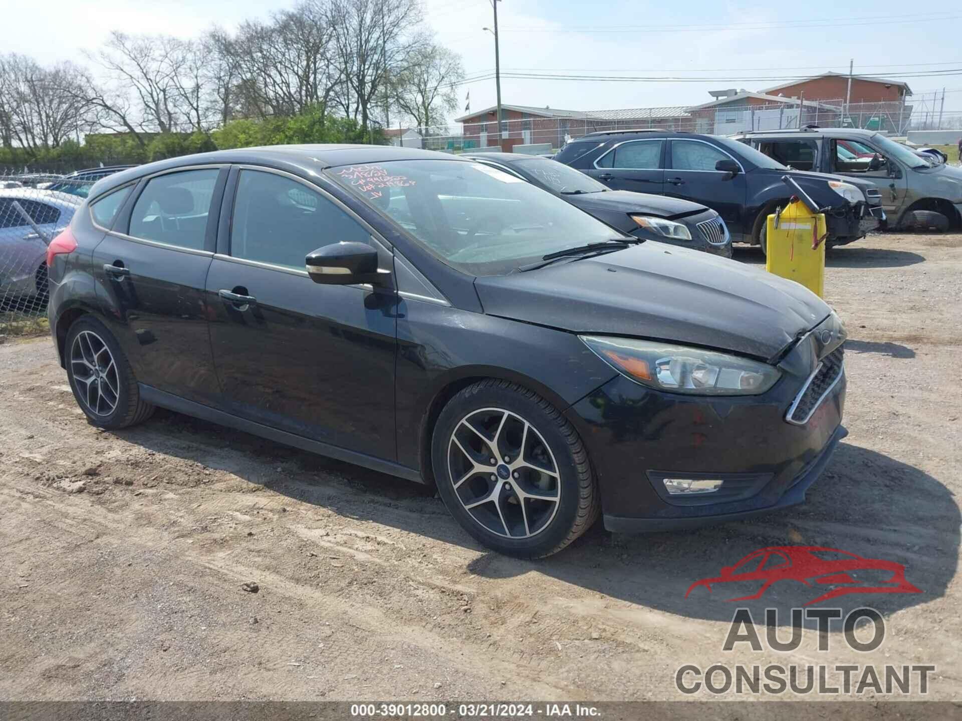 FORD FOCUS 2017 - 1FADP3M24HL214869