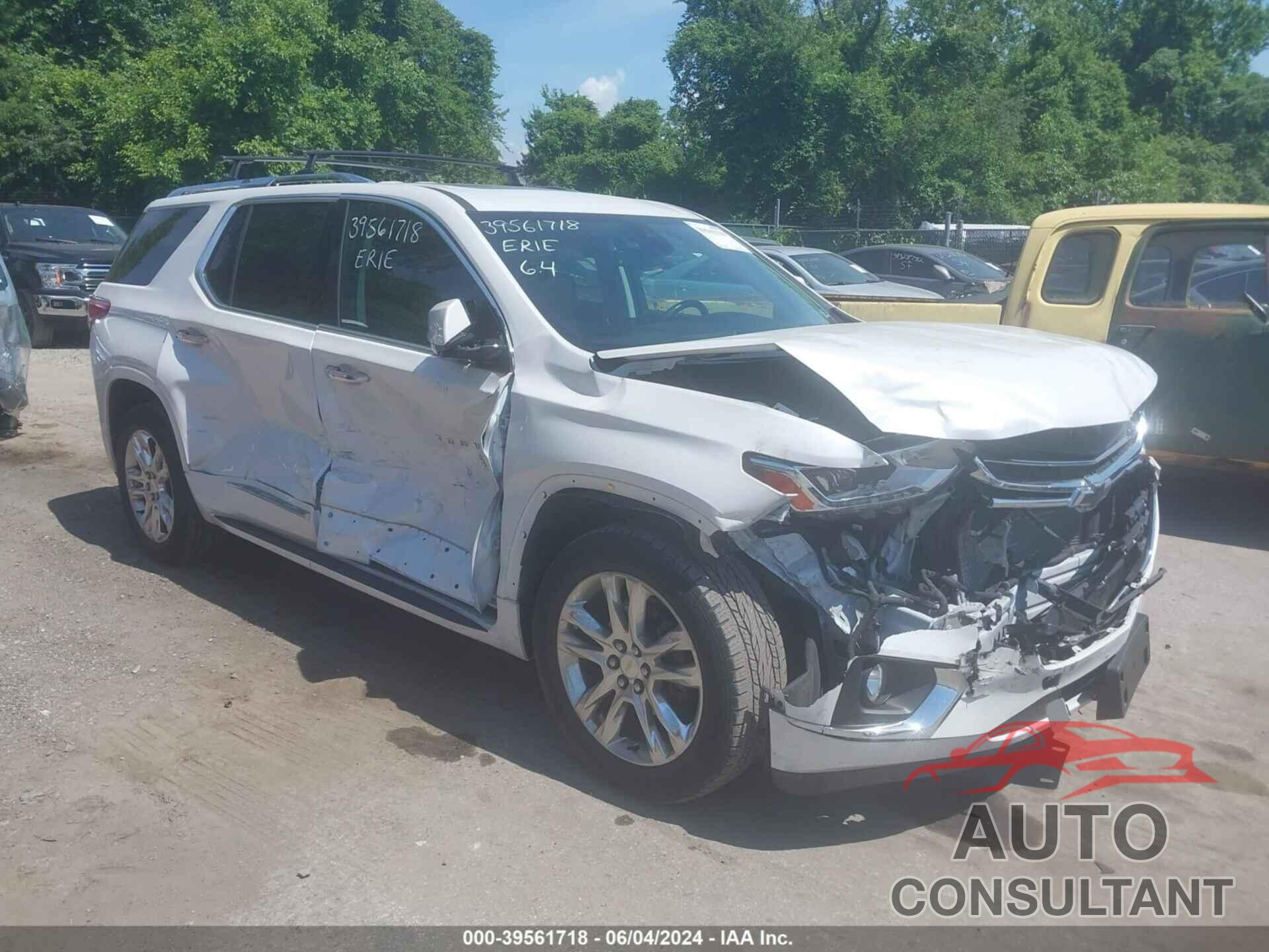 CHEVROLET TRAVERSE 2018 - 1GNEVKKW5JJ286046